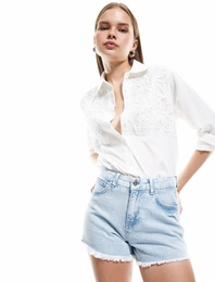 Dantel Detaylı Düğmeli Klasik Yaka Uzun Kollu Keten Karışımlı Gömlek