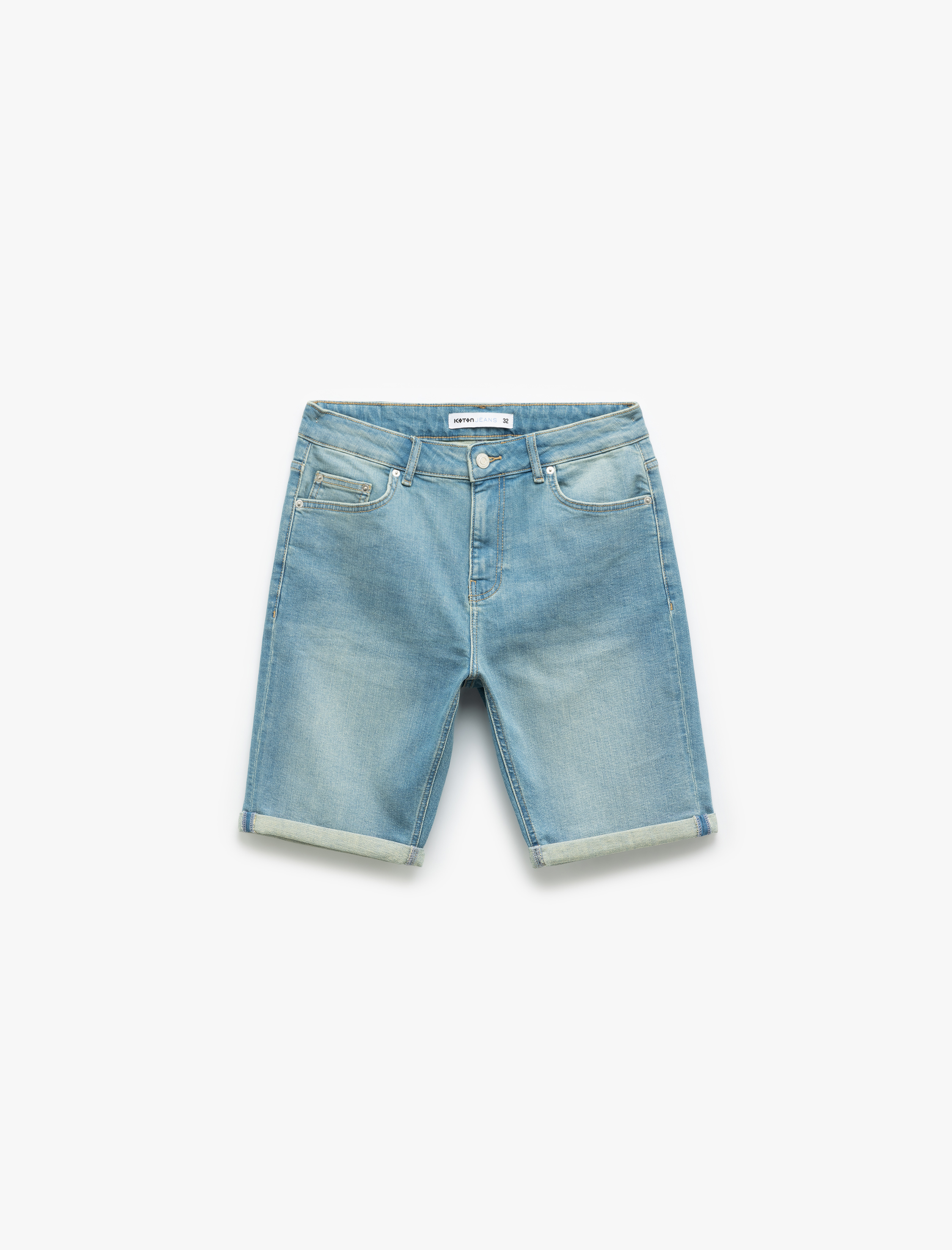   Katlamalı Paça Bermuda Slim Fit Denim Şort