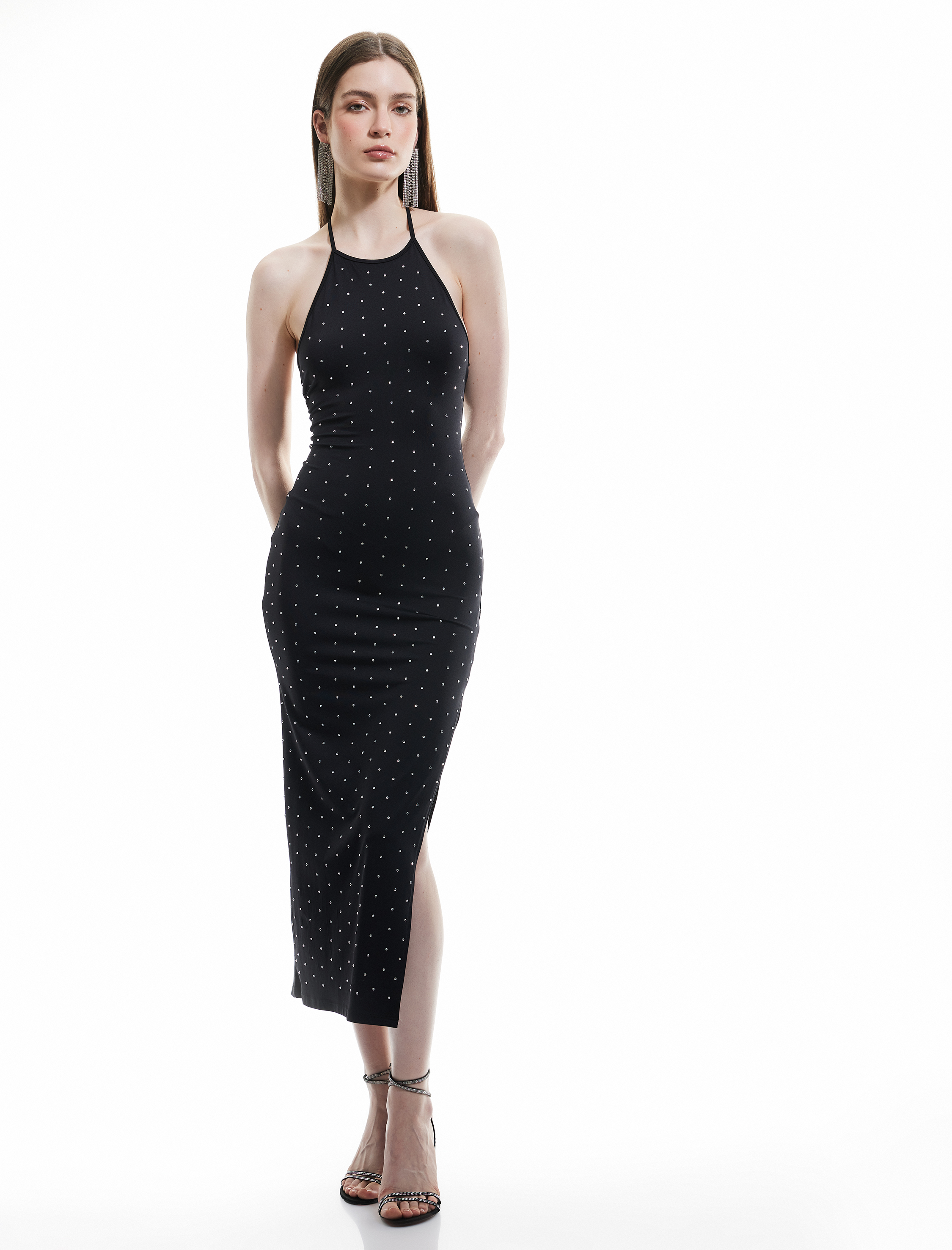   Halter Yaka Dar Kesim Taşlı Uzun Abiye Elbise