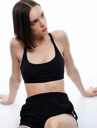 Çapraz Askılı File Detaylı U Yaka Sporcu Sütyeni