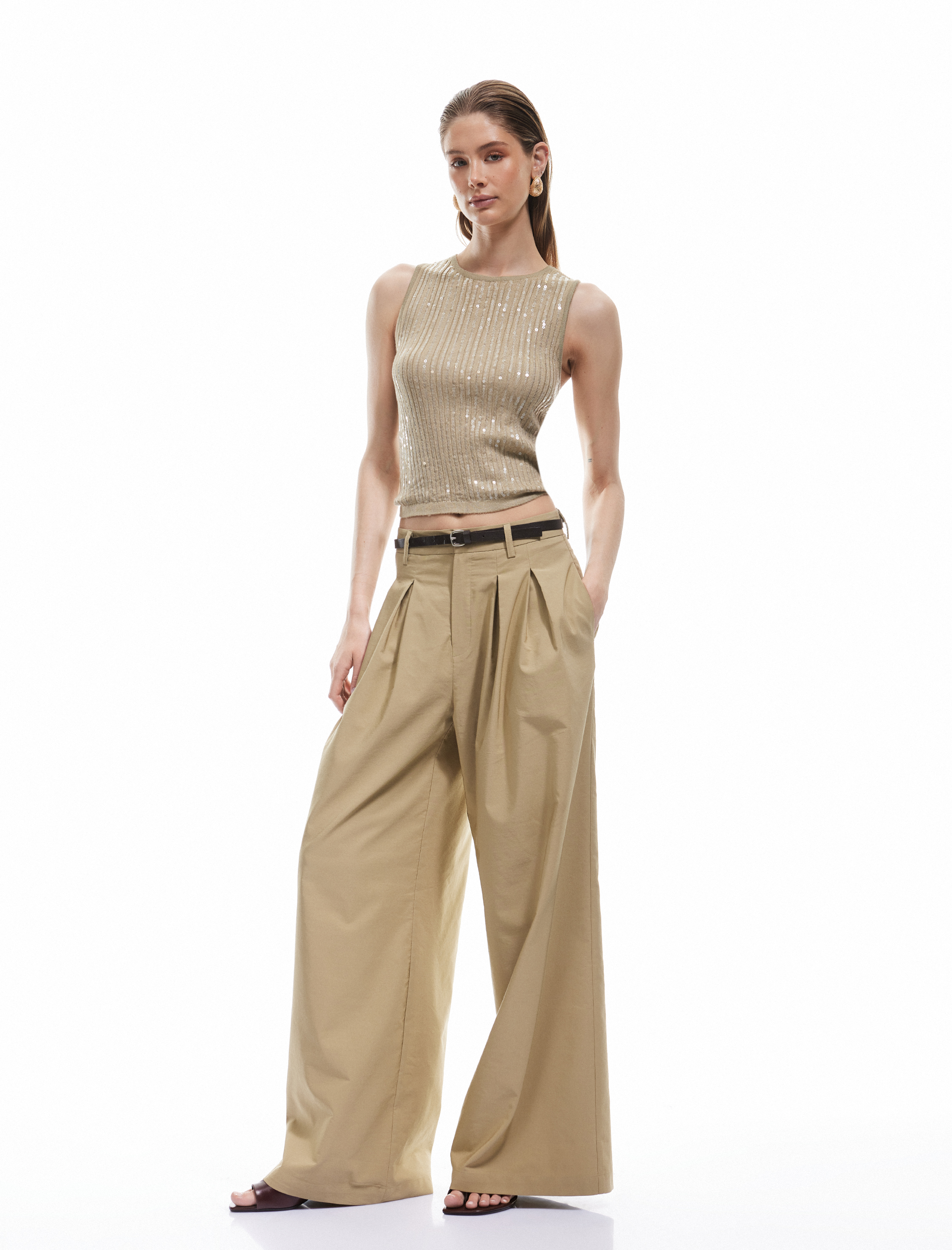   Koton X Sima Tarkan - Paraşüt Kumaş Cepli Kemerli Pile Detaylı Geniş Paça Pantolon