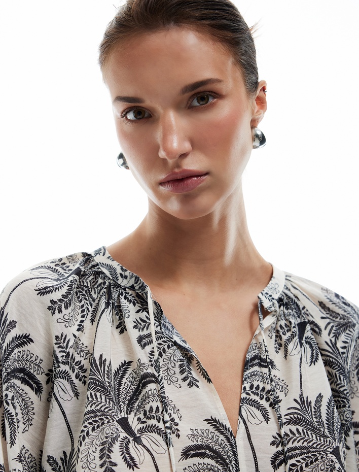  Floral Desenli Viskon Bağlamalı Yuvarlak Yaka Uzun Kollu Bluz