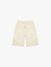 Pamuklu Rahat Kesim Kaaklı Cep Detaylı Kargo Şort