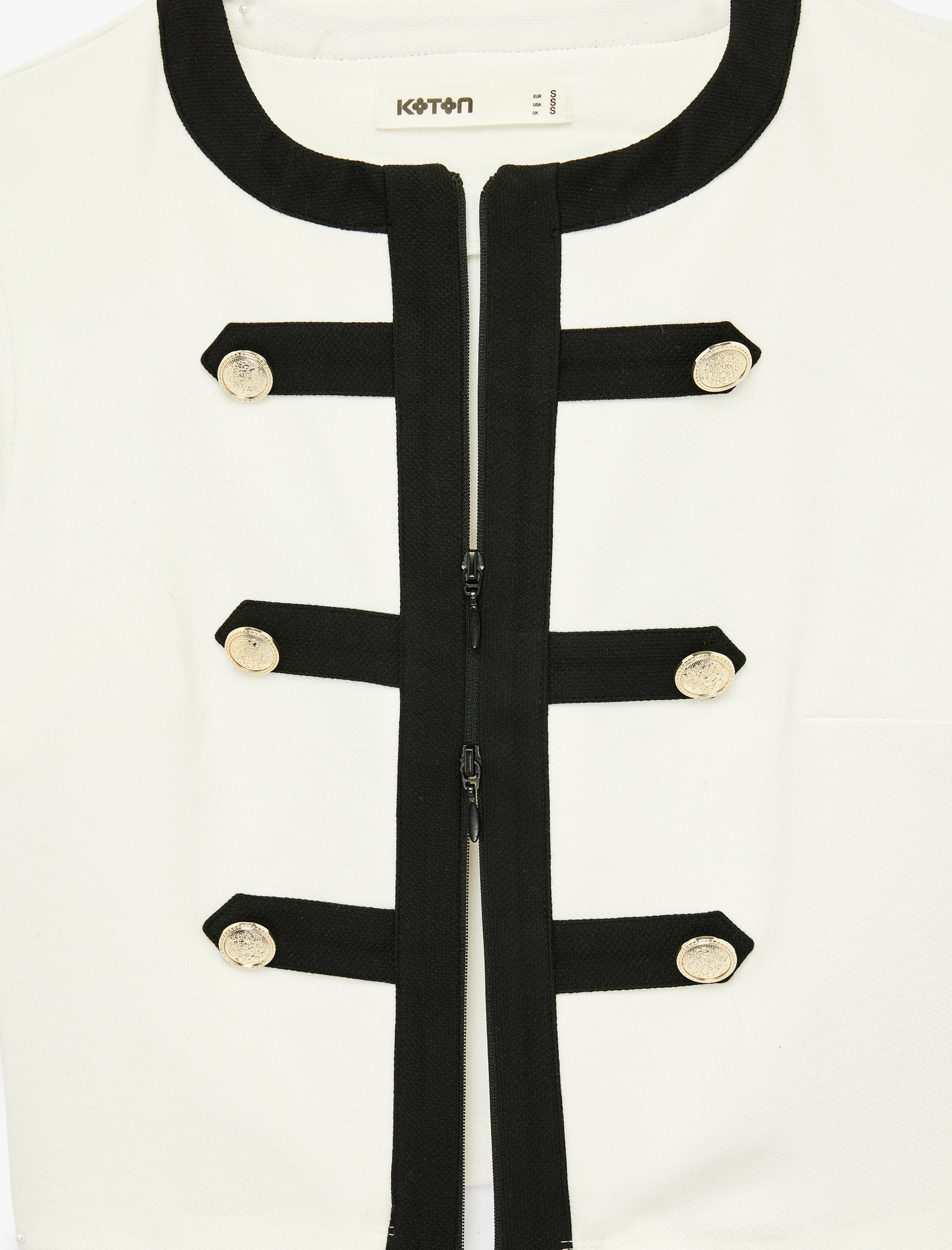   Slim Fit Uzun Kollu Bisiklet Yaka Kontrast Detaylı Düğmeli Hırka