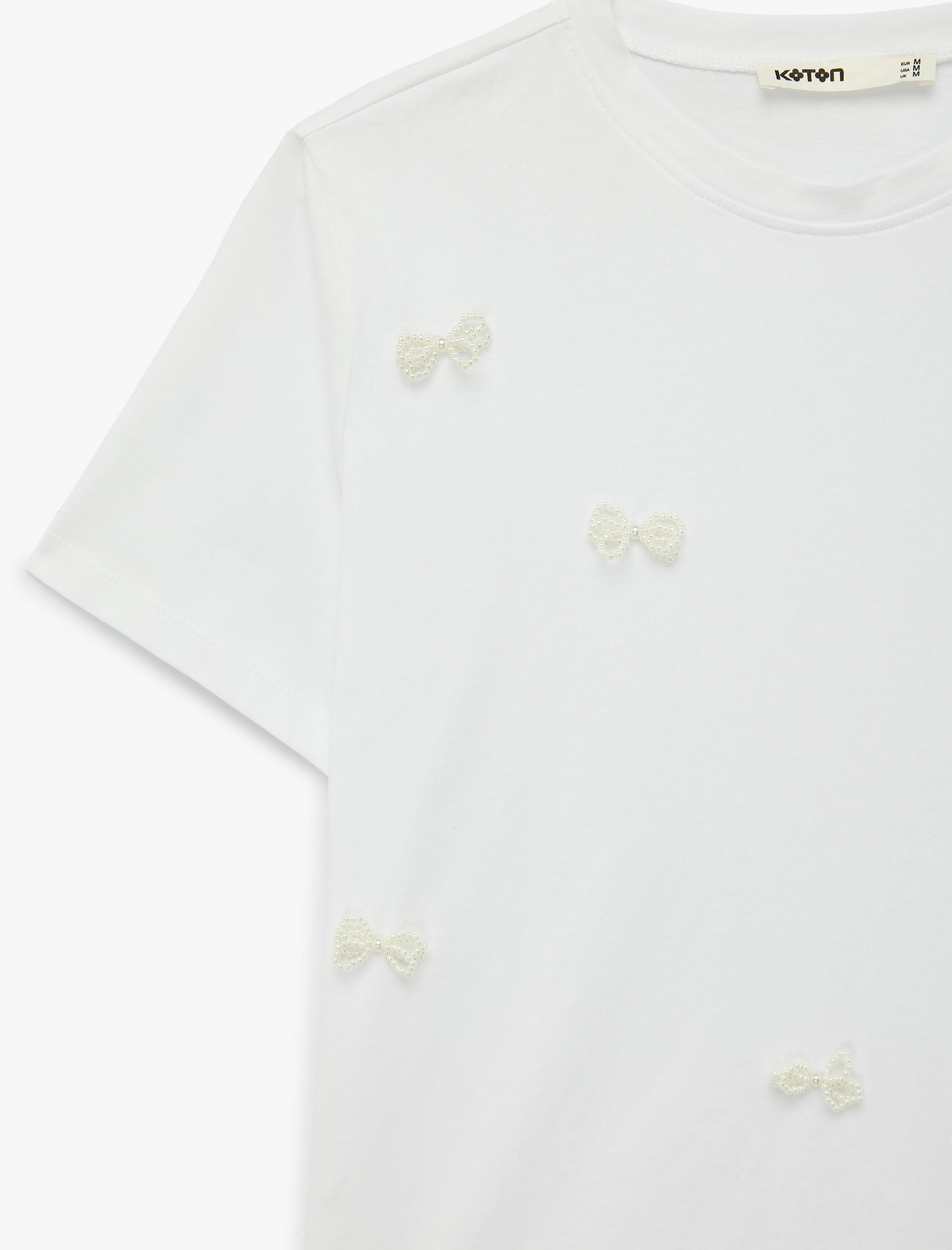   Fiyonk Boncuk Detaylı Kısa Kollu Bisiklet Yaka Tişört