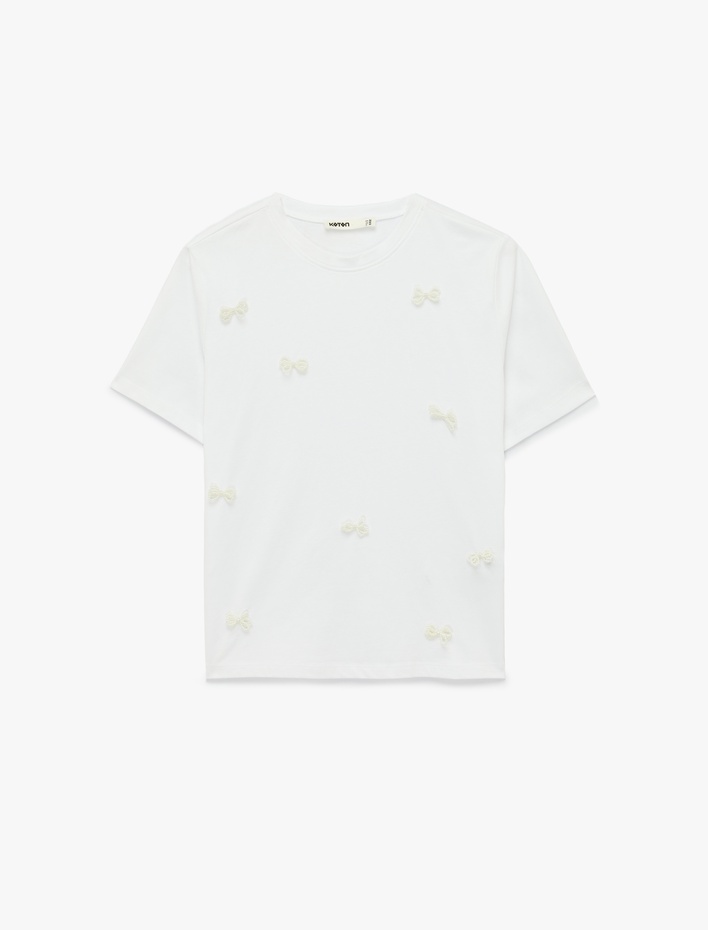  Fiyonk Boncuk Detaylı Kısa Kollu Bisiklet Yaka Tişört