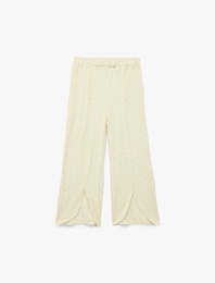 Yırtmaç Detaylı Bürümcük Kumaş Geniş Paça Pantolon