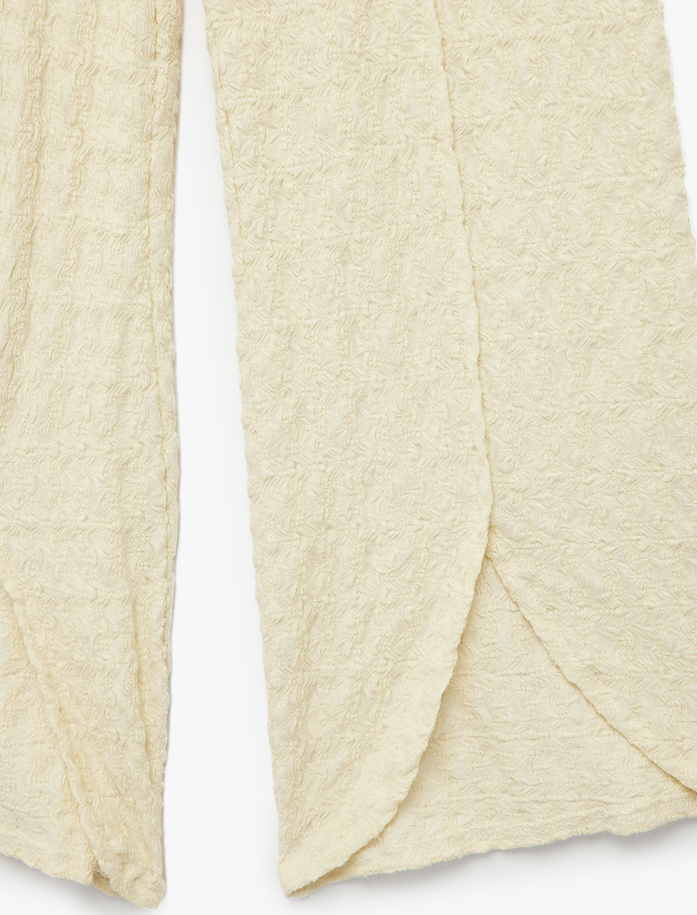  Kız Çocuk Yırtmaç Detaylı Bürümcük Kumaş Geniş Paça Pantolon