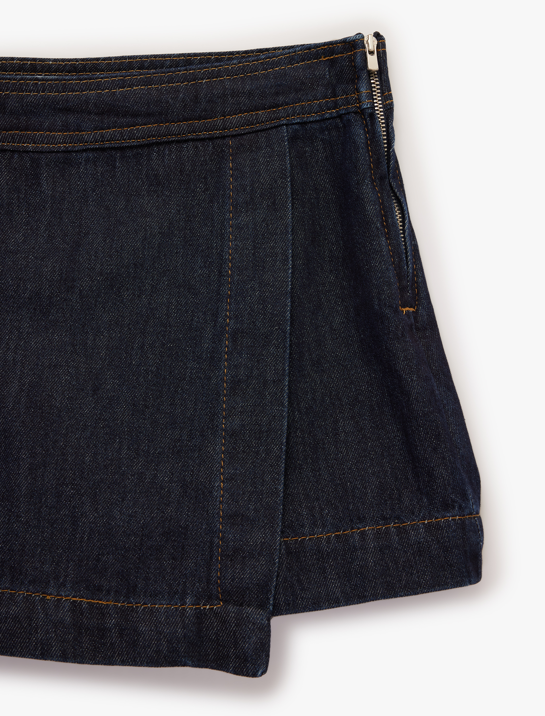   Rahat Kalıp Fermuarlı Asimetrik Denim Mini Şort Etek