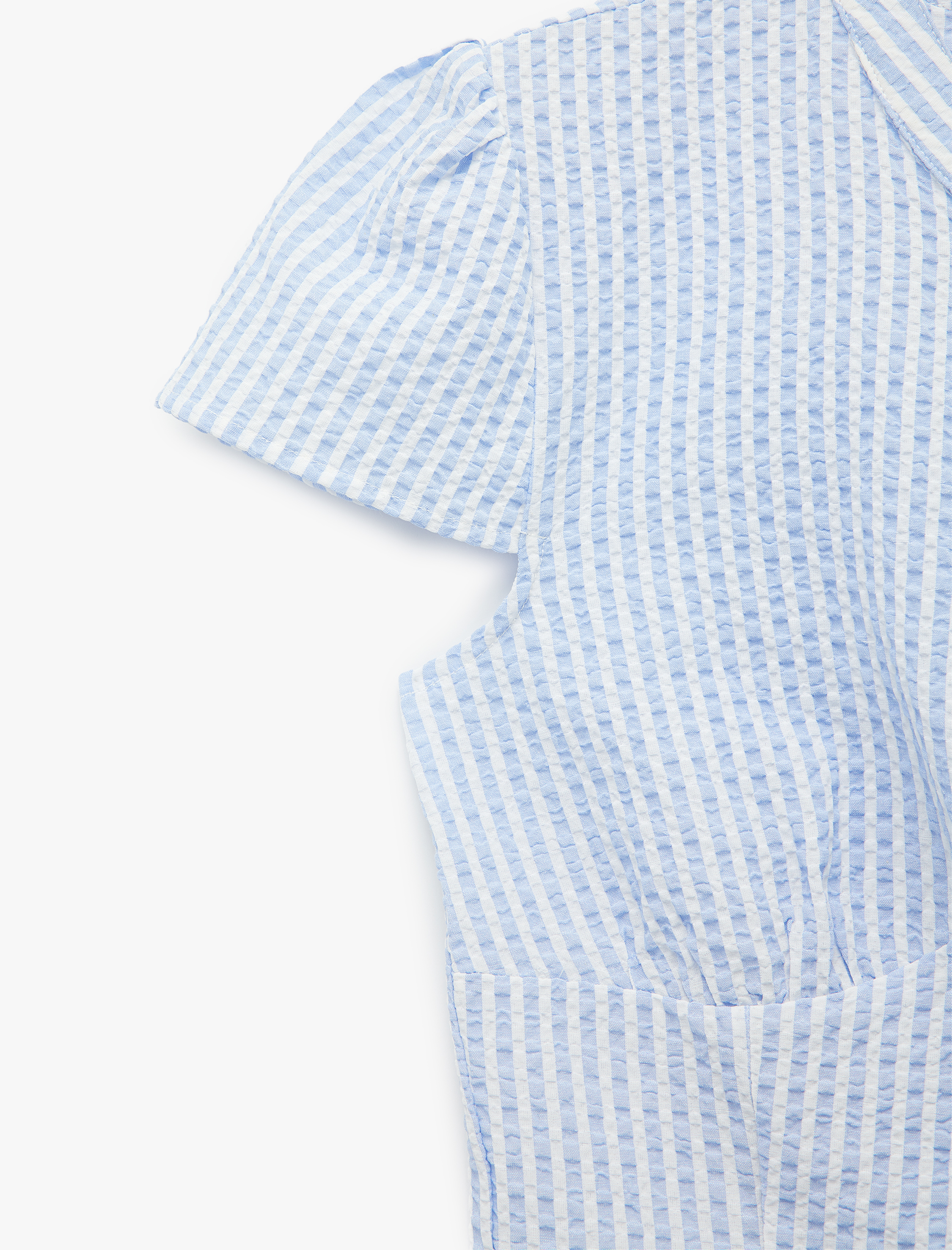   Gofre Kumaş Slim Fit Düğmeli Kısa Kollu Pencere Detaylı Hakim Yaka Gömlek