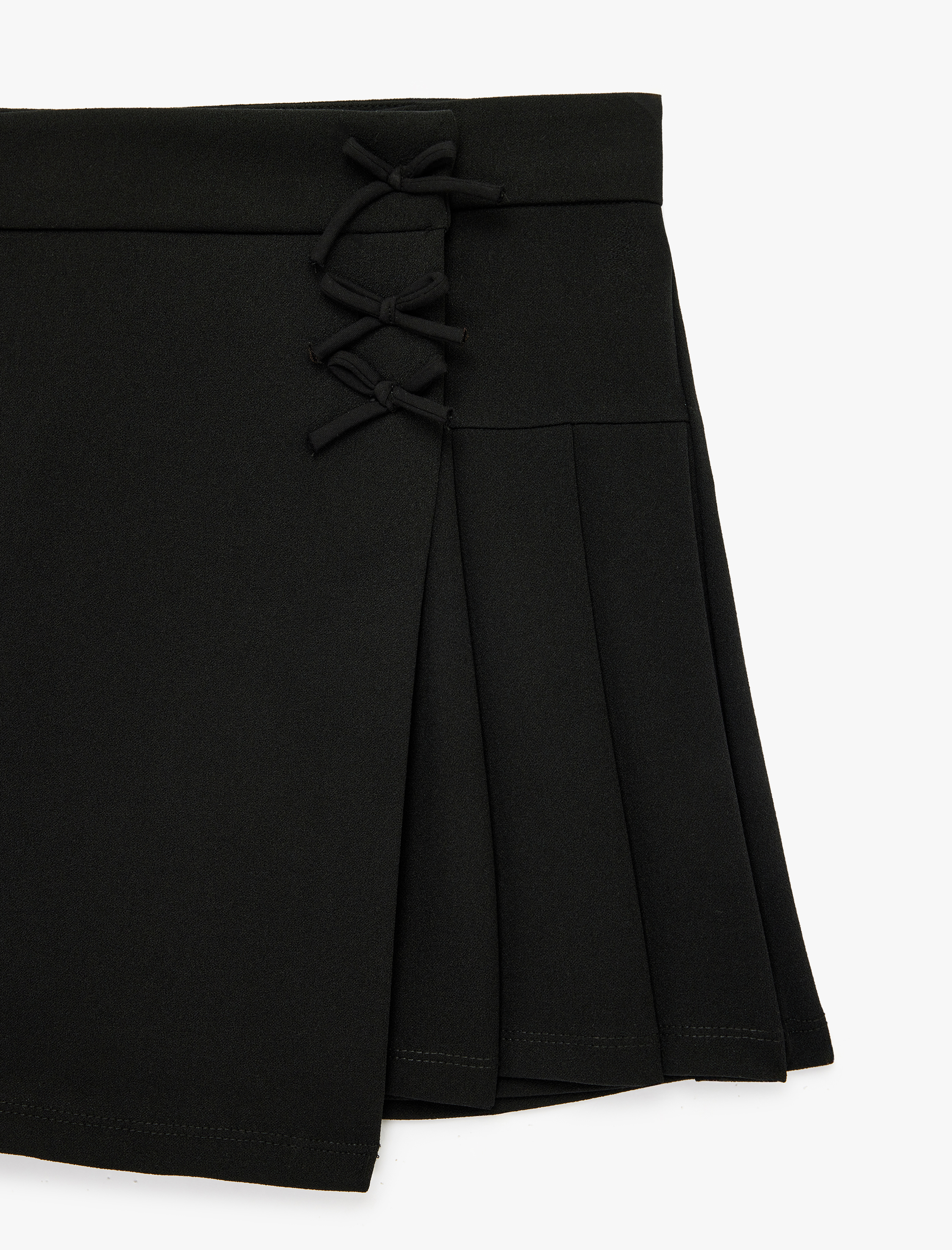   Krep Scuba Kumaş Fiyonklu Pileli Mini Şort Etek