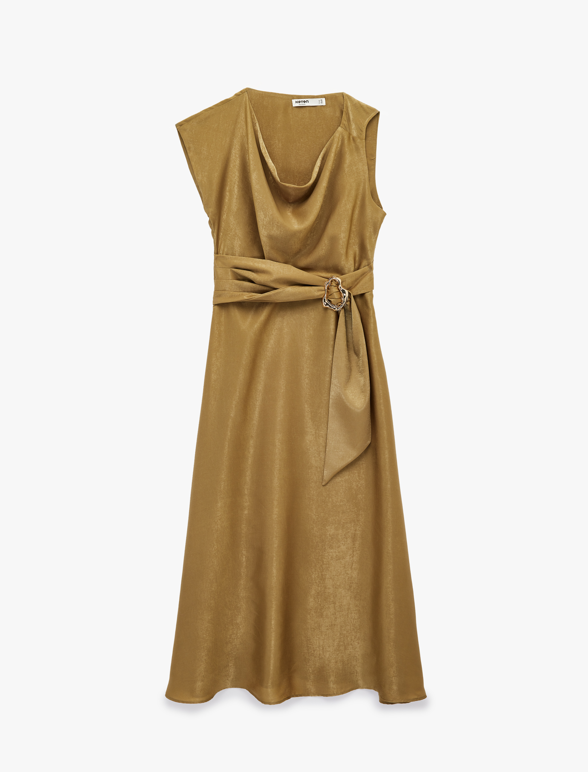   Metal Aksesuarlı Kolsuz Kuşaklı A Kesim Degaje Yaka Saten Elbise