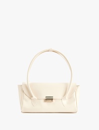 Suni Deri Kapaklı Metal Aksesuarlı Omuz Çantası