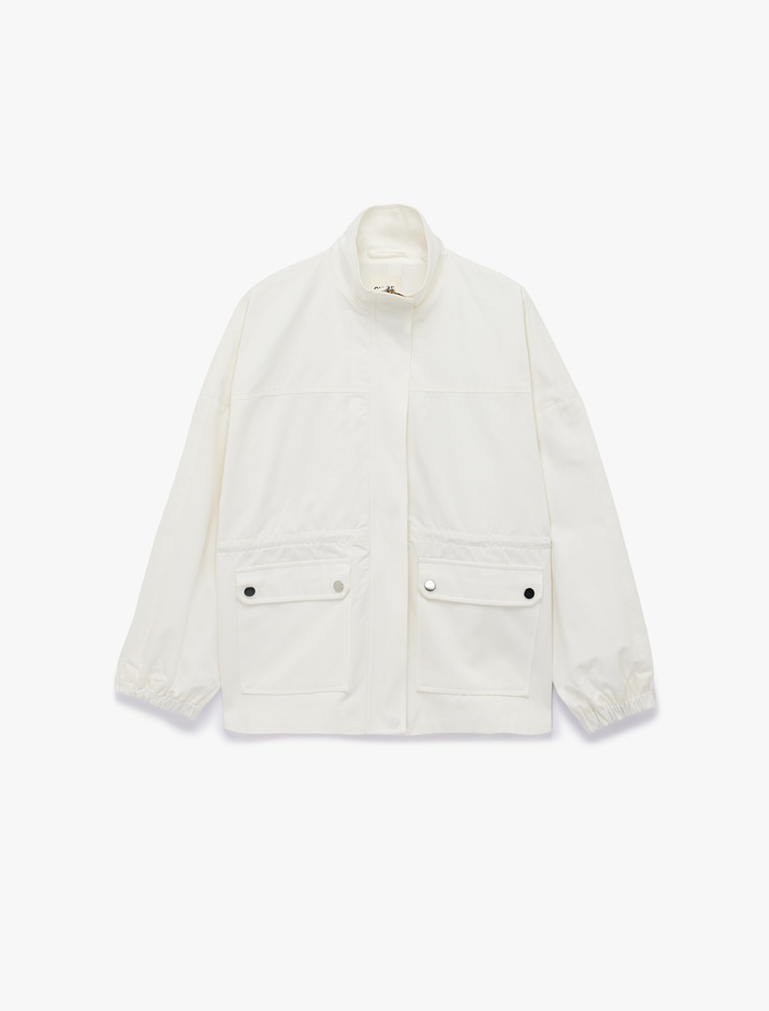  Cep Detaylı Fermuarlı Büzgülü Dik Yaka Mevsimlik Ceket