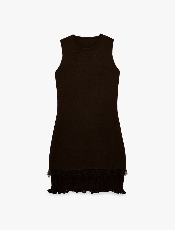  Etek Ucu Püskül Detaylı Fırfırlı Bisiklet Yaka Kolsuz Viskon Triko Mini Elbise