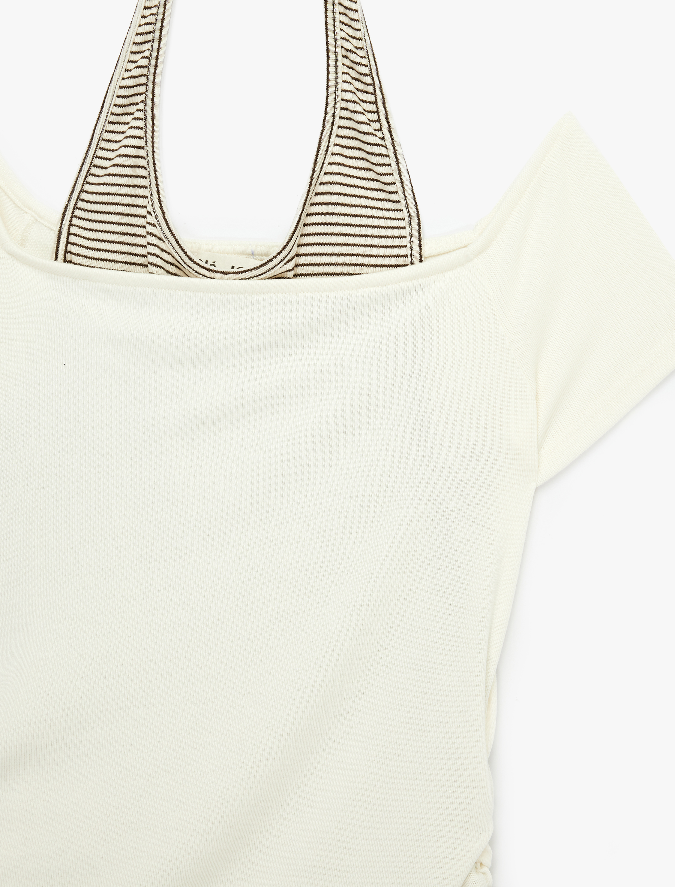   Slim Fit Atlet Detaylı Kısa Kollu Viskon Karışımlı Omzu Açık Tişört