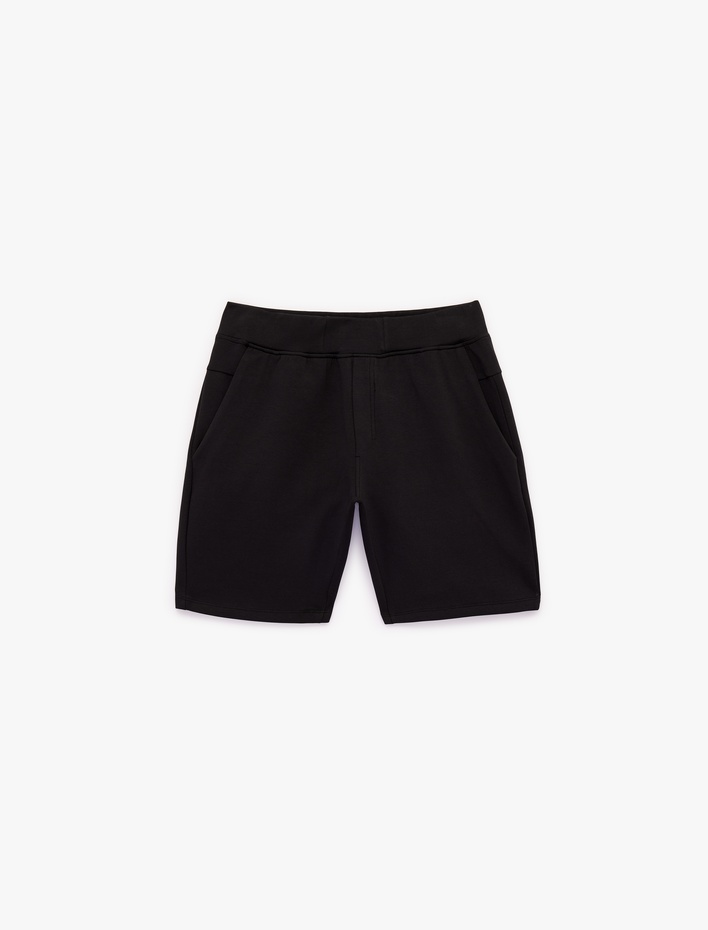  Regular Fit Pamuklu Fermuarlı Dikiş Detaylı Cepli Kısa Spor Şort