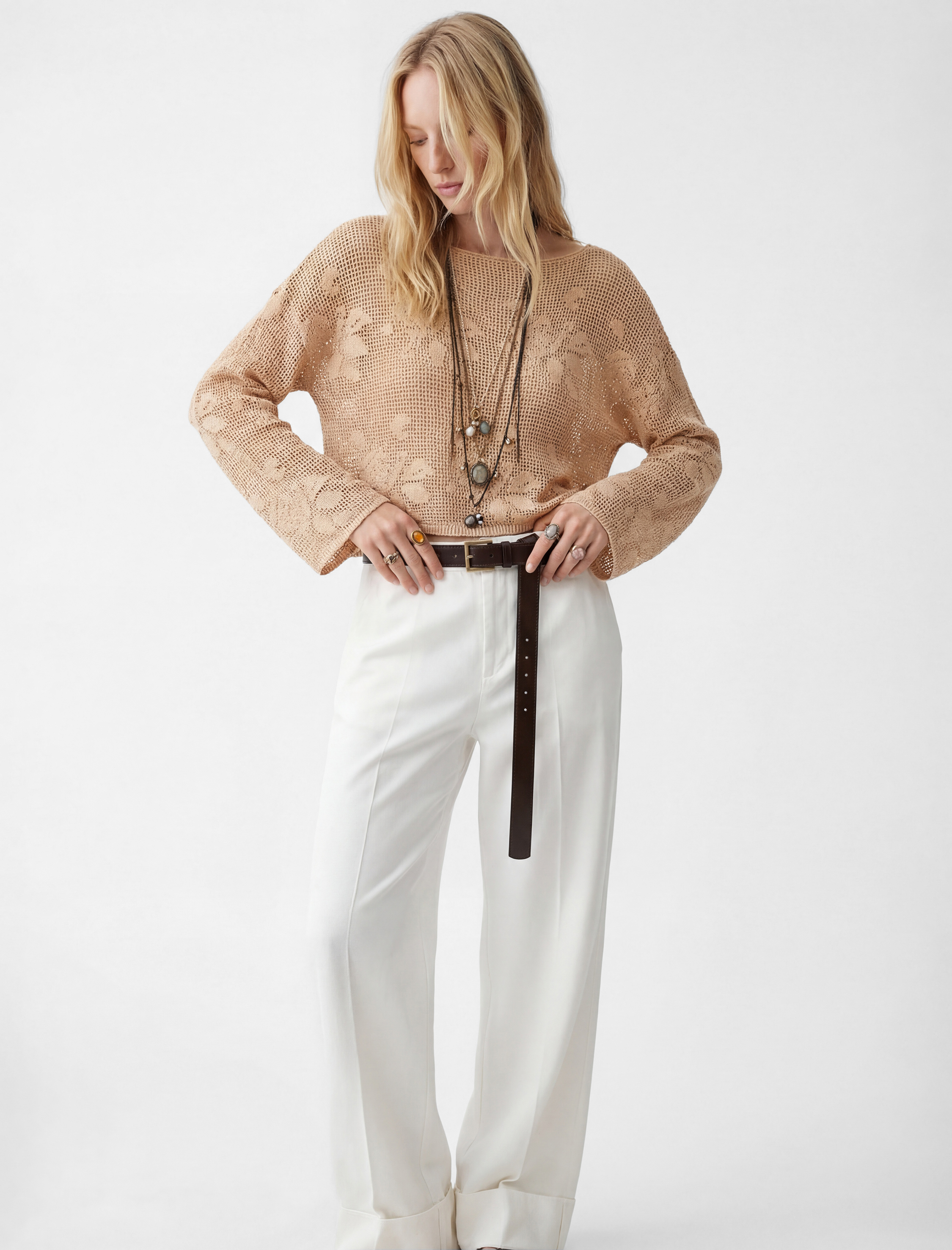   Geniş Uzun Kollu Kayık Yaka Kroşe Ajurlu Kazak