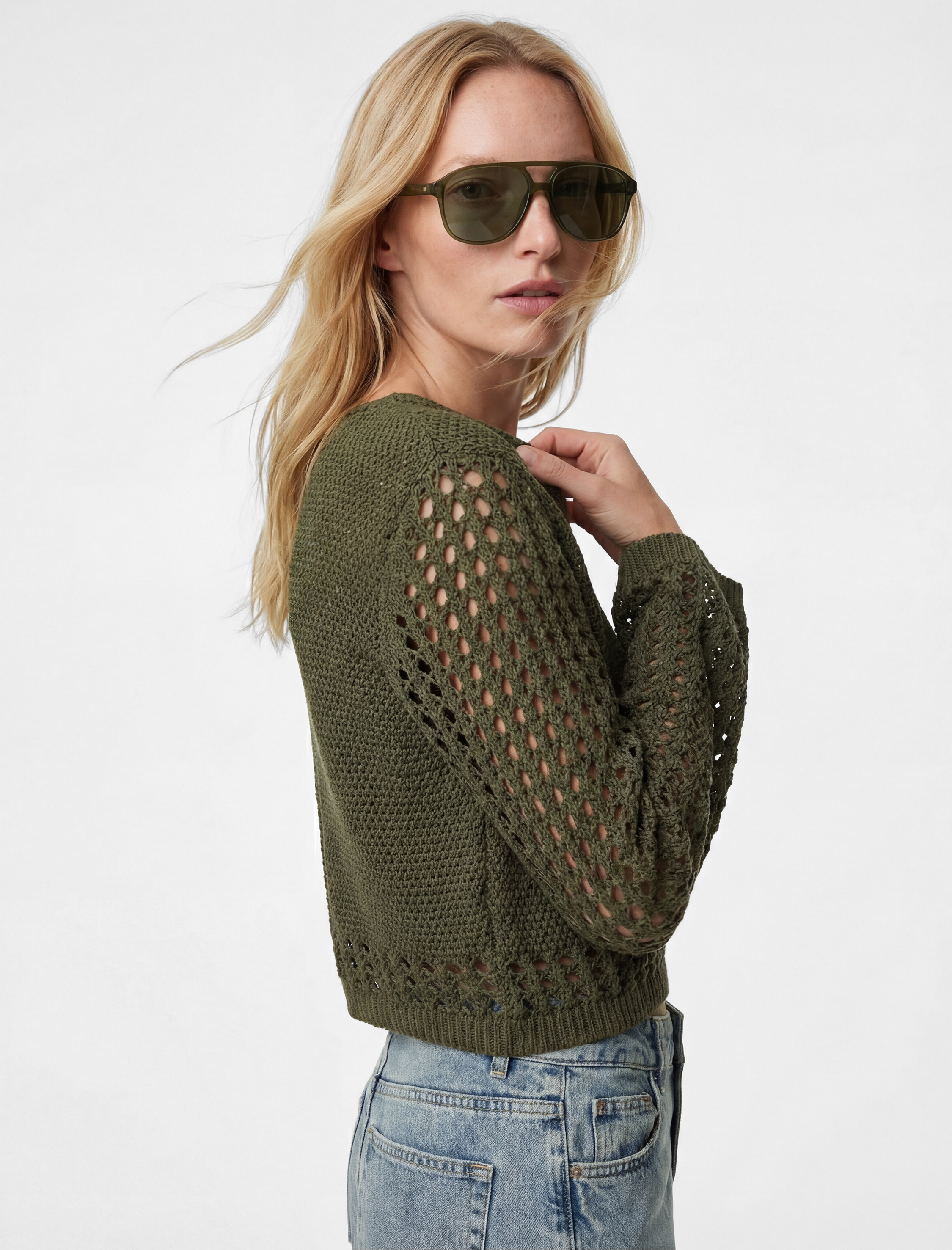   Geniş Uzun Kollu Yuvarlak Yaka Kroşe Ajurlu Crop Kazak