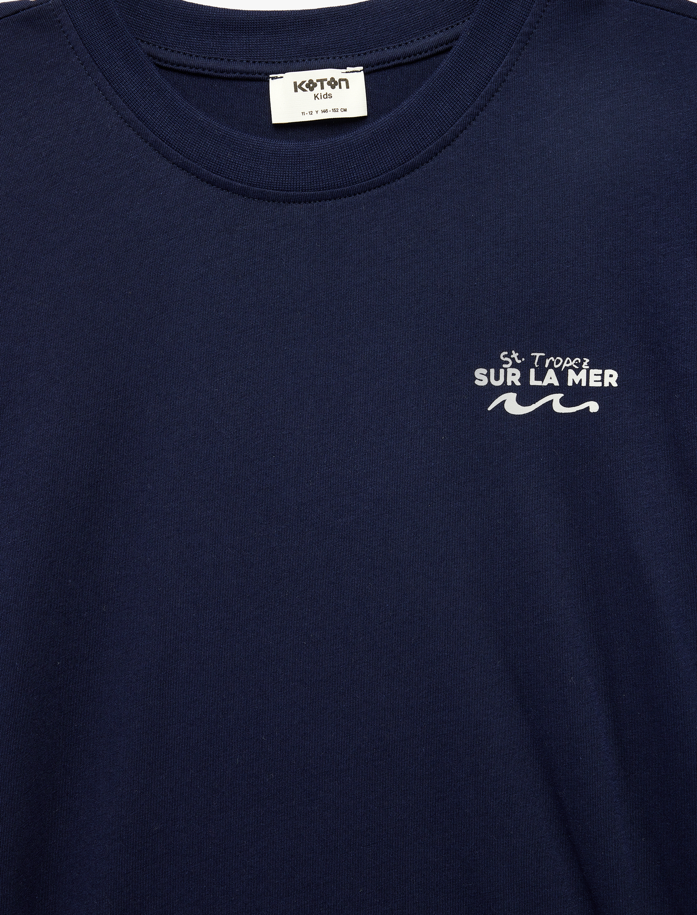  Erkek Çocuk Pamuklu Bisiklet Yaka Kısa Kollu Denizci Temalı Arkası Baskılı Tişört