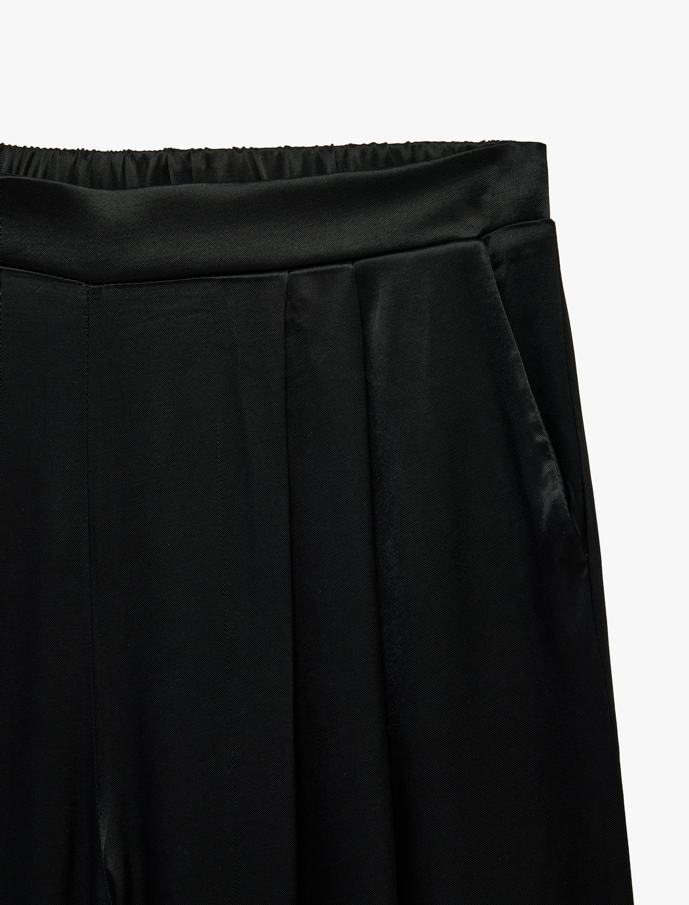   Yüksek Bel Cep Detaylı Viskon Geniş Paça Saten Pantolon