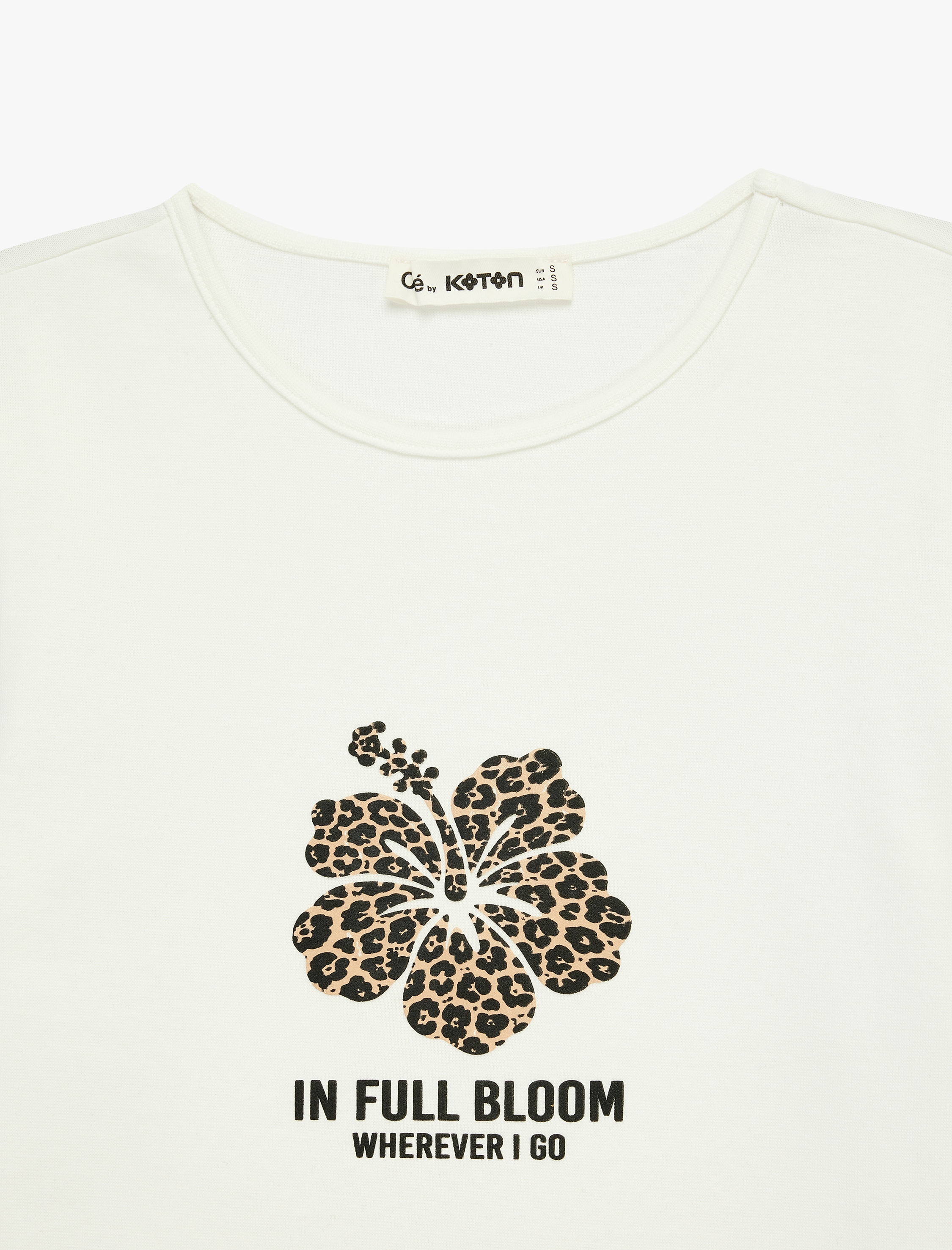   Leopar Nakış Detaylı Slim Fit Kısa Kollu Pamuklu Tişört