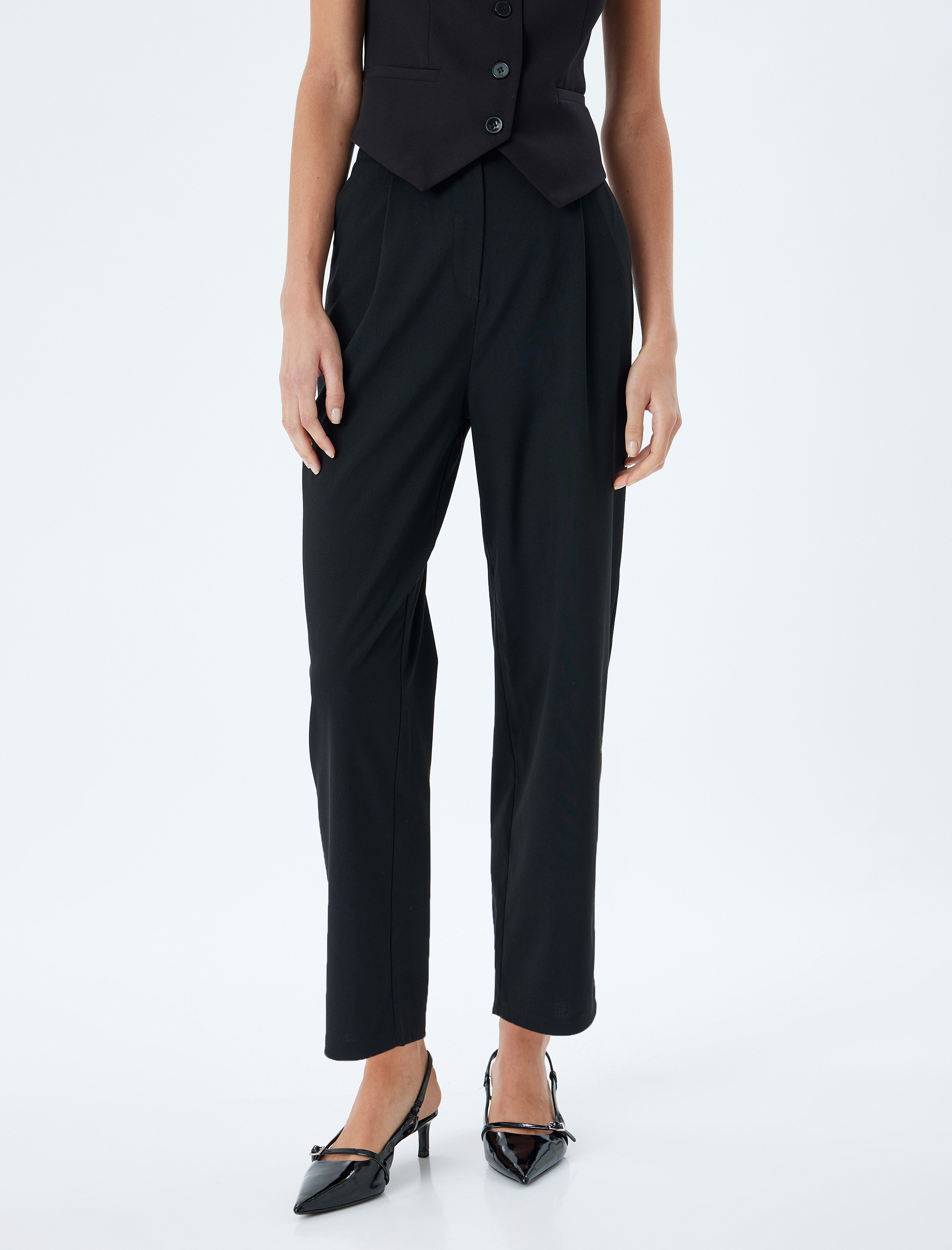   Pile Detaylı Crop Paça Cepli Kumaş Pantolon