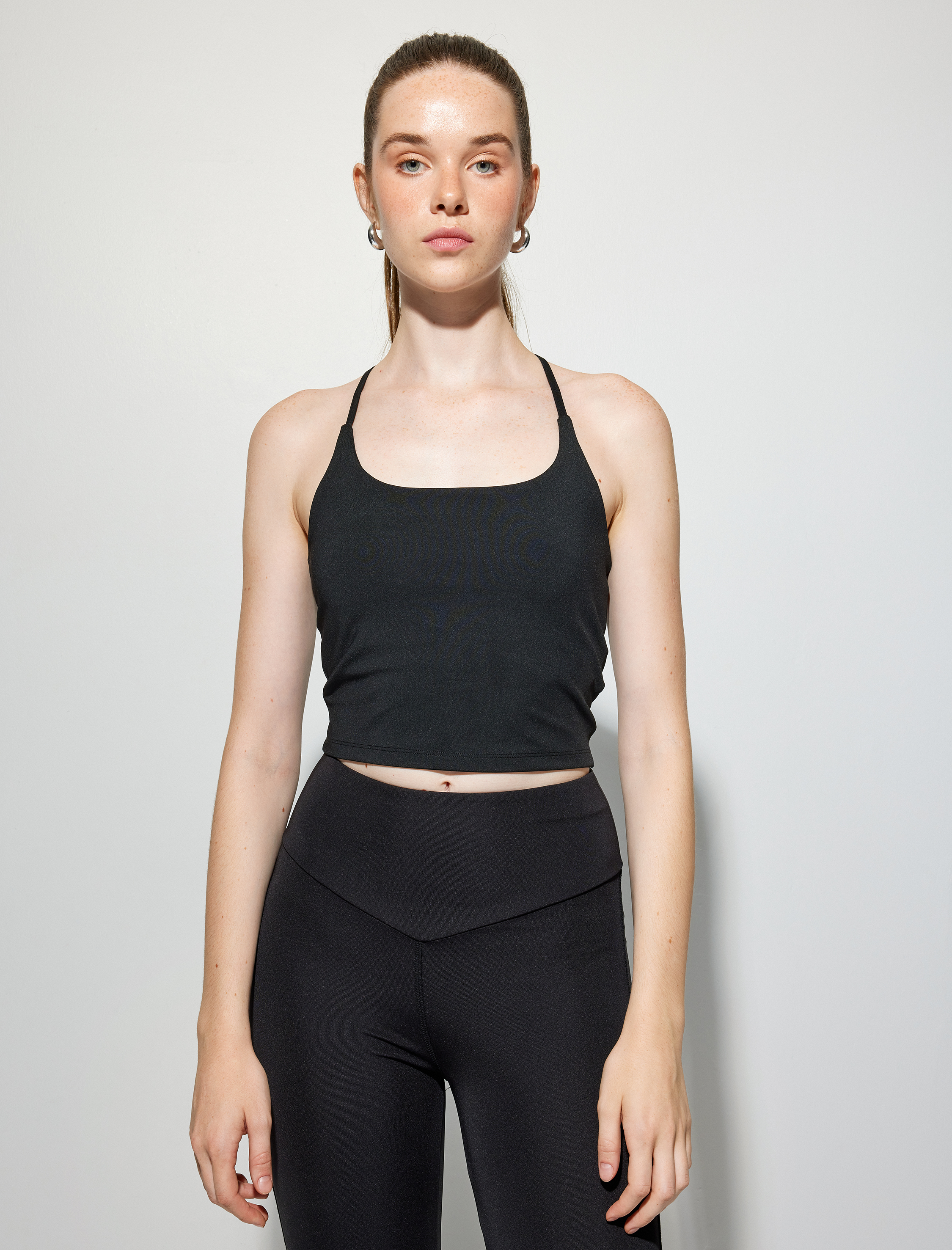   Crop Sporcu Atleti İp Askılı Sırt Detaylı Slim Fit İnterlok