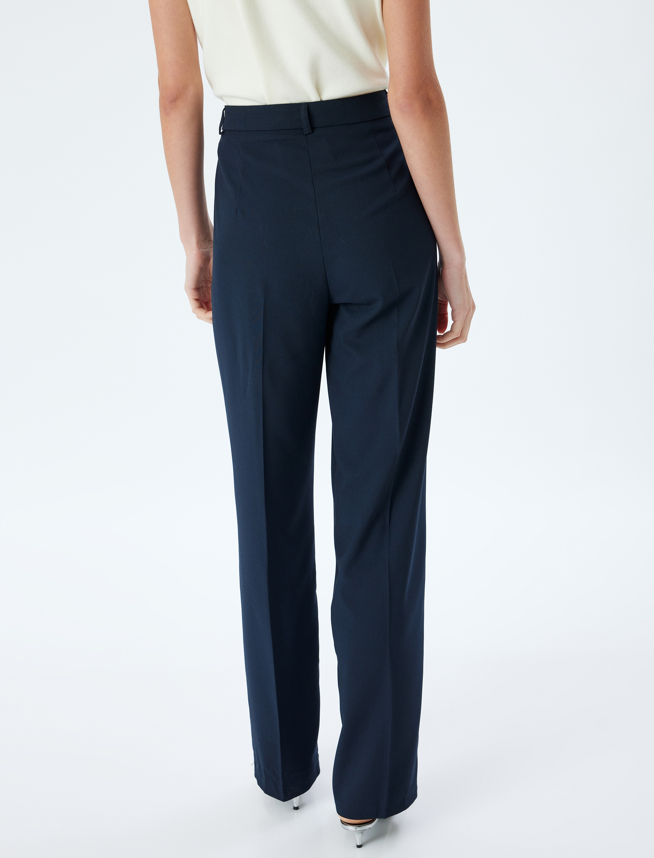   Cepli Standart Bel Düz Bol Paça Kumaş Pantolon