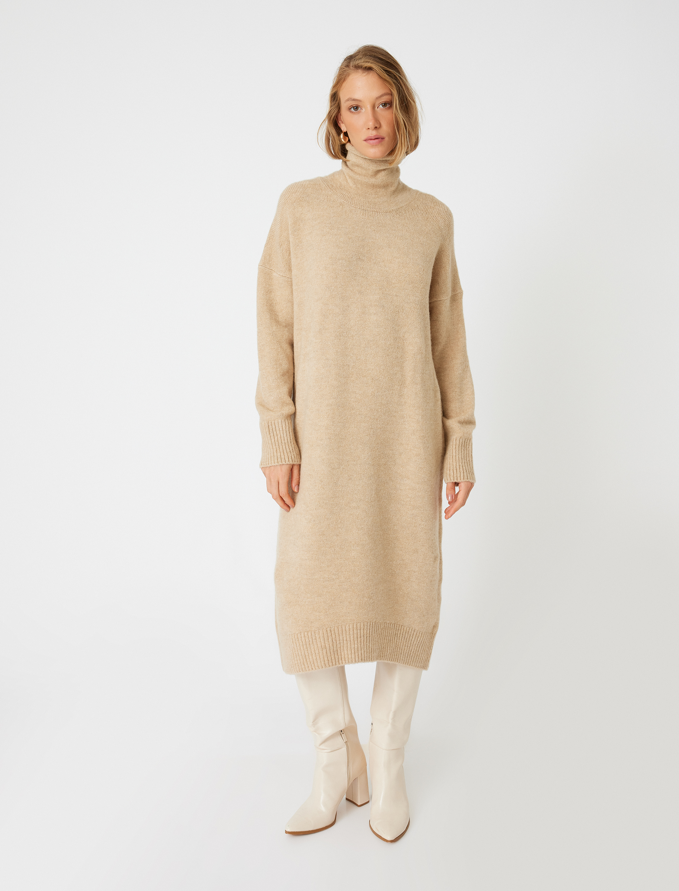   Uzun Kollu Rahat Kalıp Midi Boy Balıkçı Yaka Triko Elbise