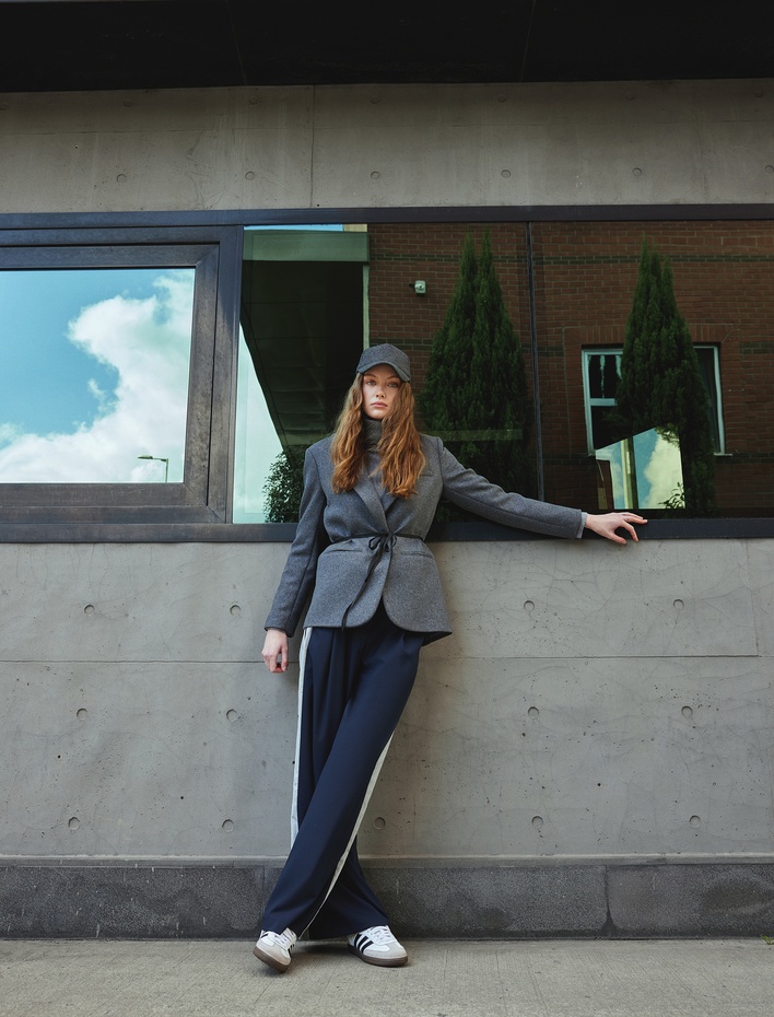  Kaşe Blazer Ceket Bağlama Detaylı Cepli