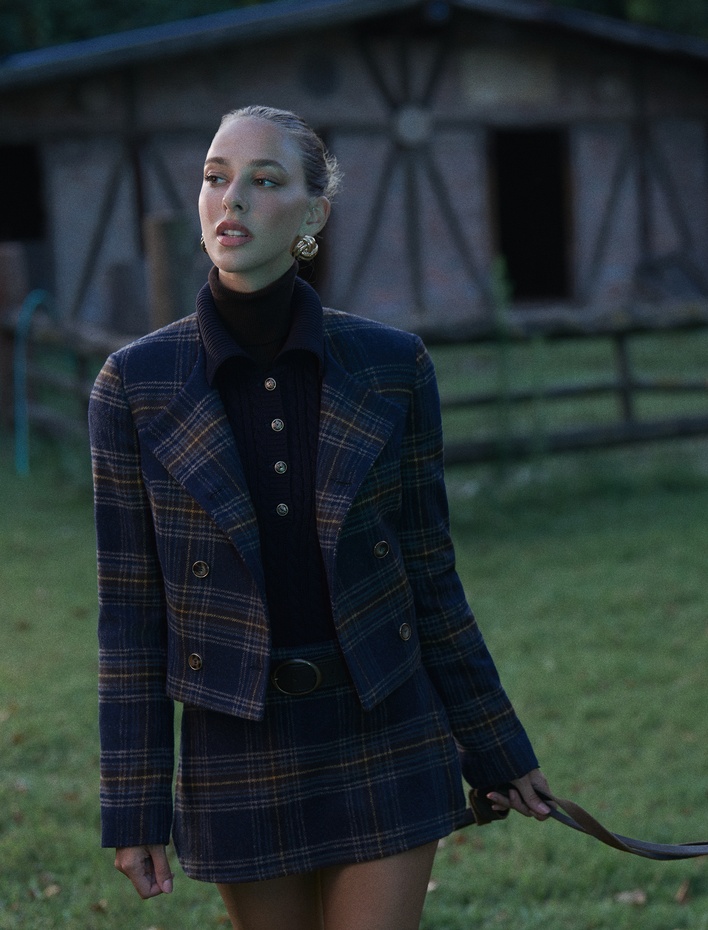  Koton X Sima Tarkan - Yuvarlak Yaka Ekose Kruvaze Kısa Ceket