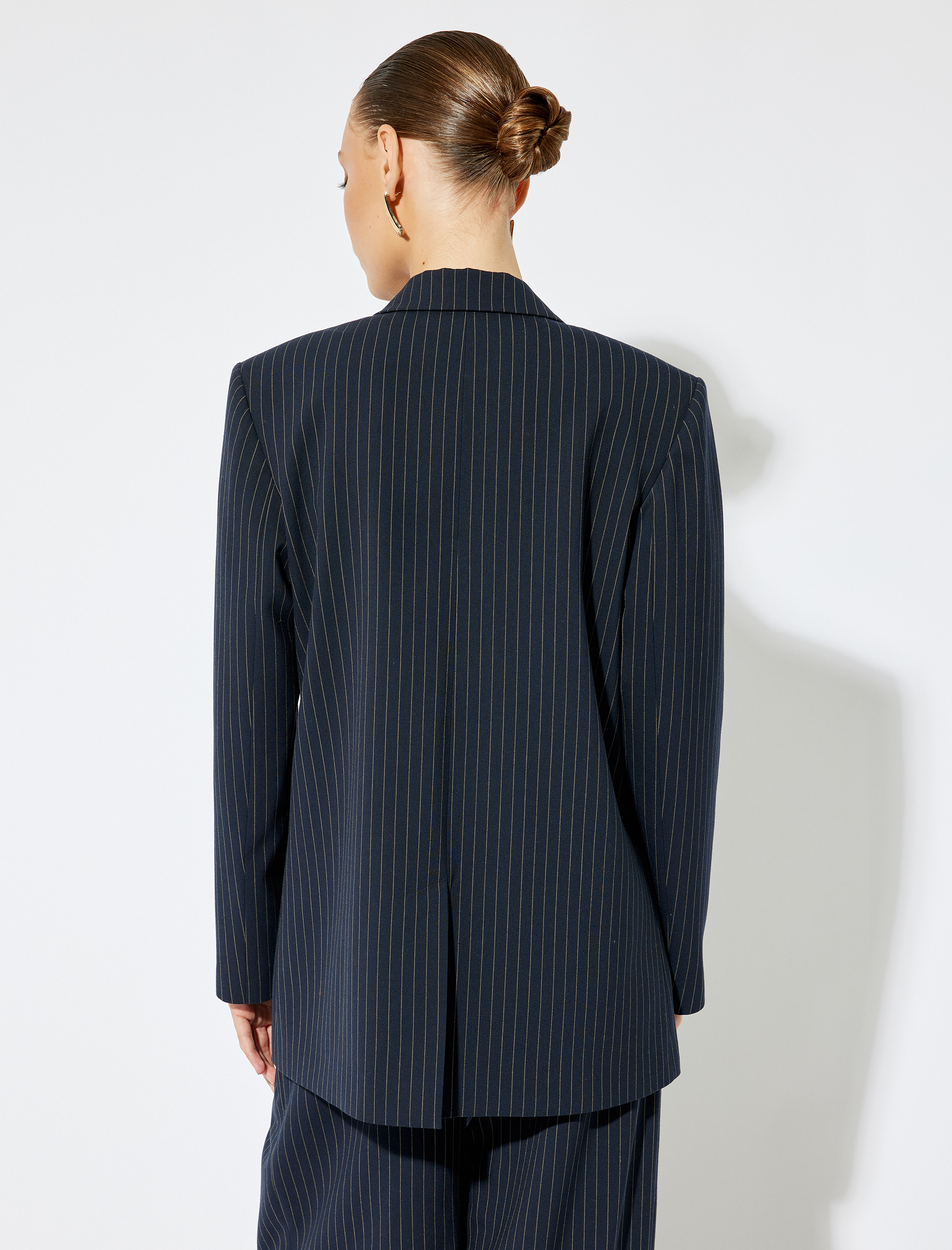   Koton X Sima Tarkan - Kruvaze Kapaklı Cep Detaylı Uzun Blazer Ceket