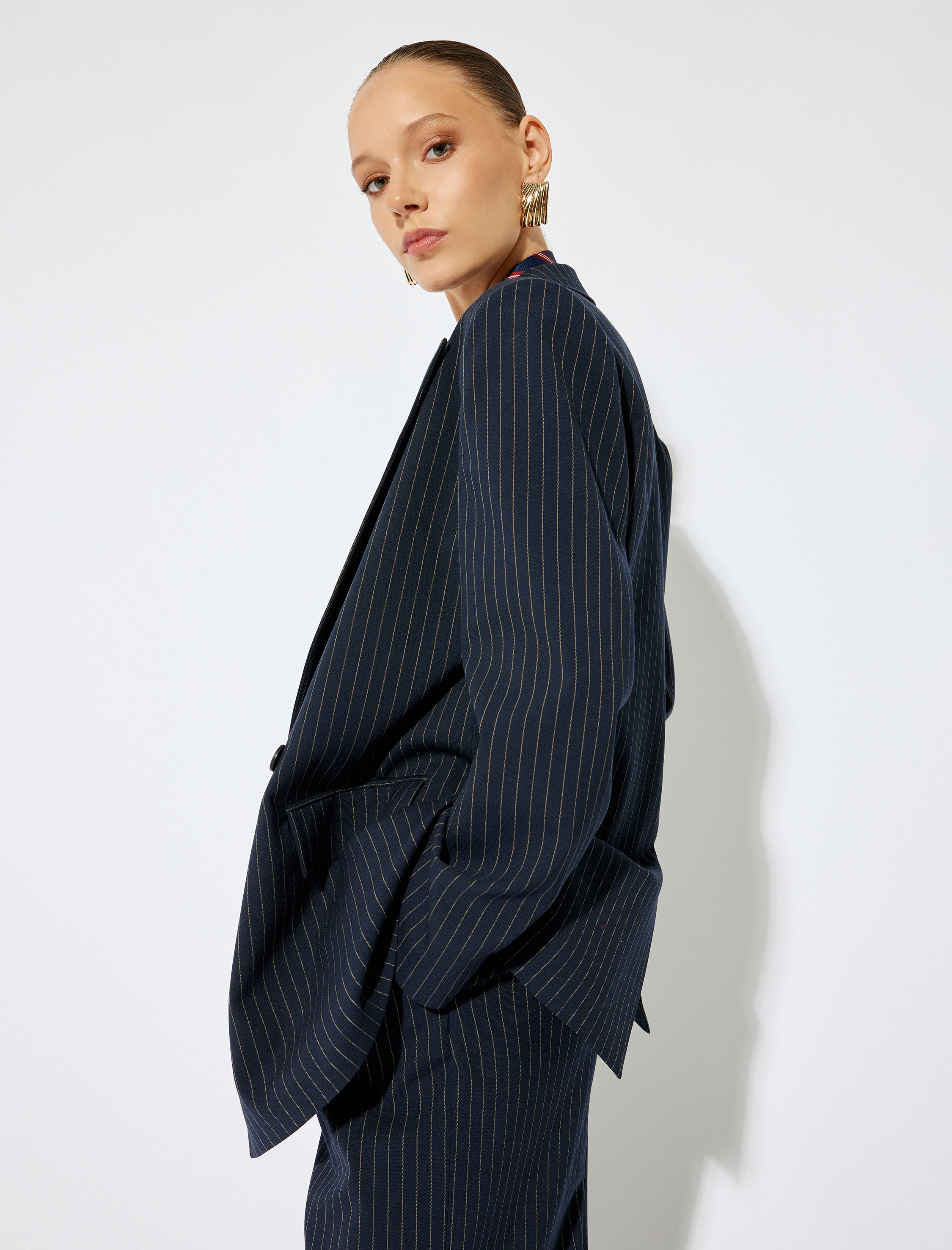   Koton X Sima Tarkan - Kruvaze Kapaklı Cep Detaylı Uzun Blazer Ceket