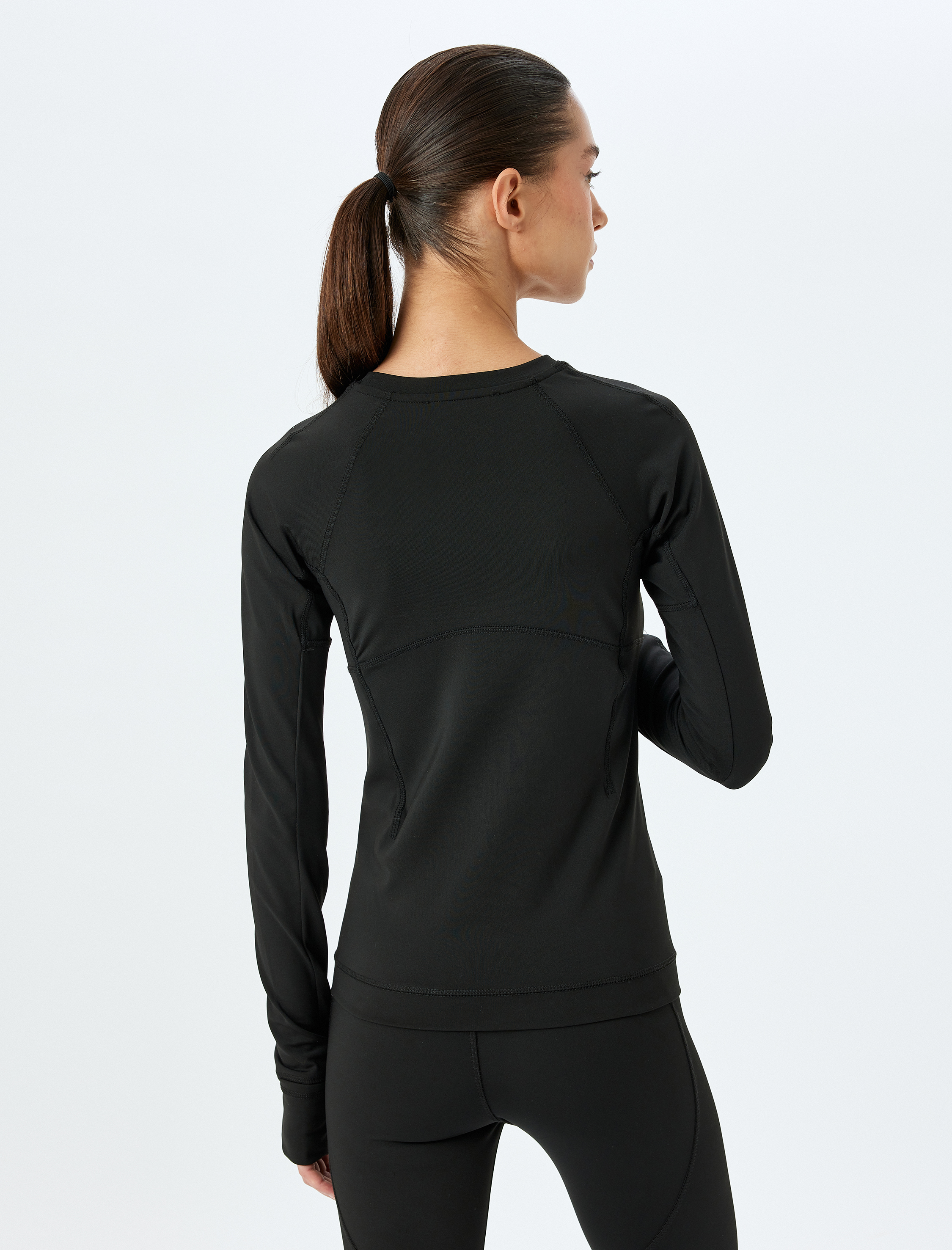   Spor Tişört Uzun Kollu Bisiklet Yaka Dikiş Detaylı Yumuşak Tuşe Şardonlu Slim Fit