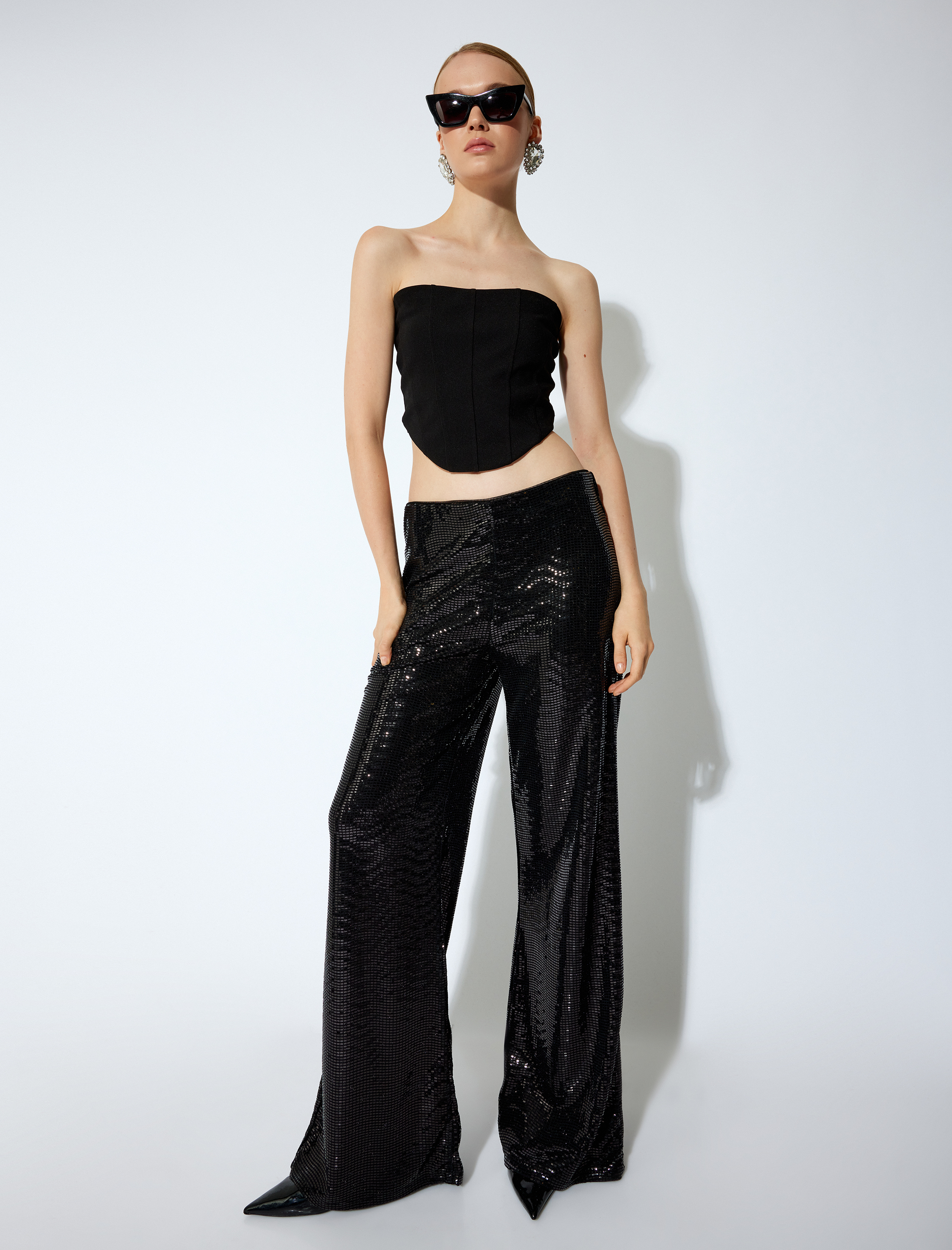   Slim Fit Asimetrik Straplez Crop Top