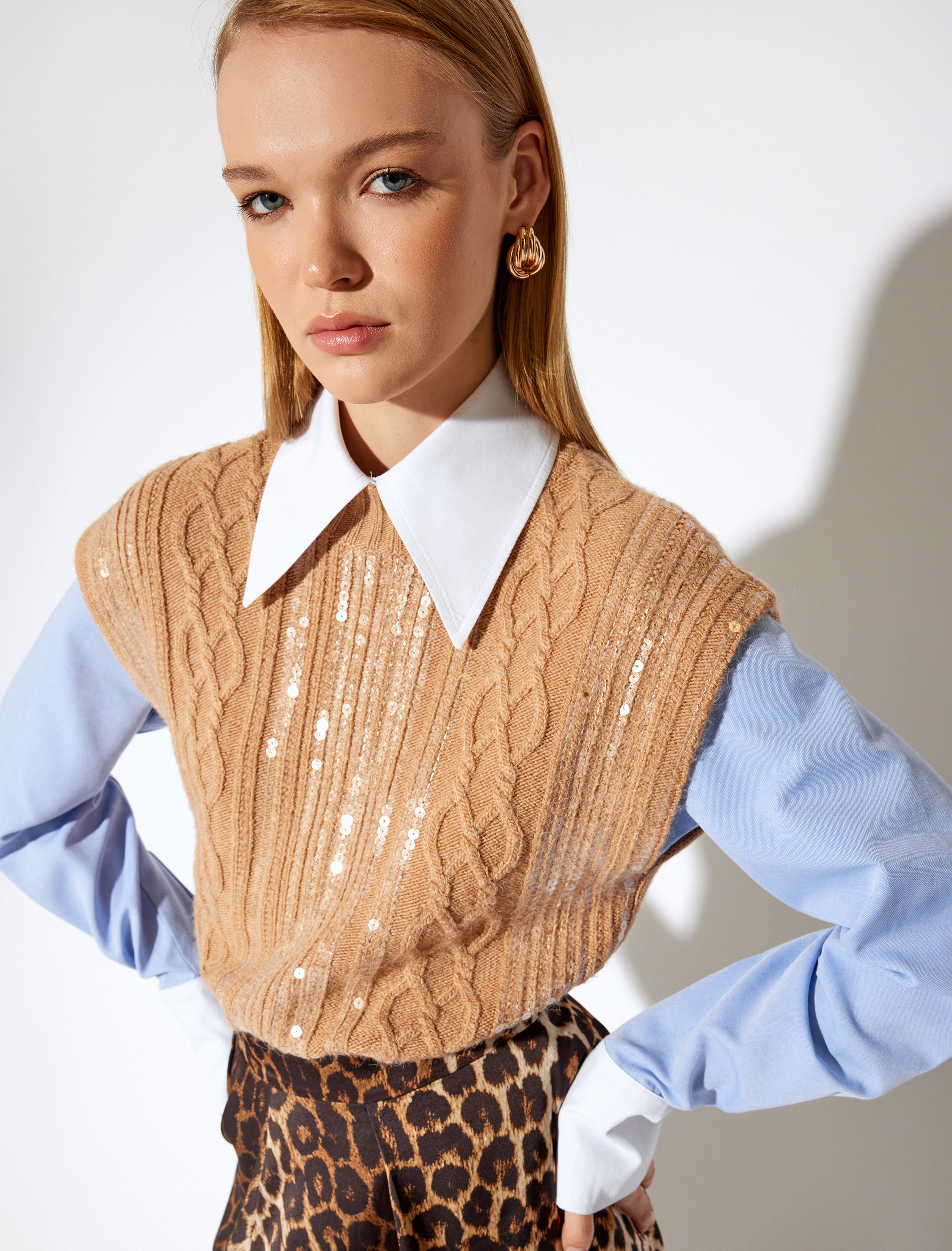   Koton X Melis Ağazat - Bisiklet Yaka Pullu Payetli Saç Örgü Süveter