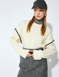 Koton X Şahika Ercümen - Yumuşak Dokulu Renk Kontrastlı Uzun Kollu Bisiklet Yaka Saç Örgü Kazak