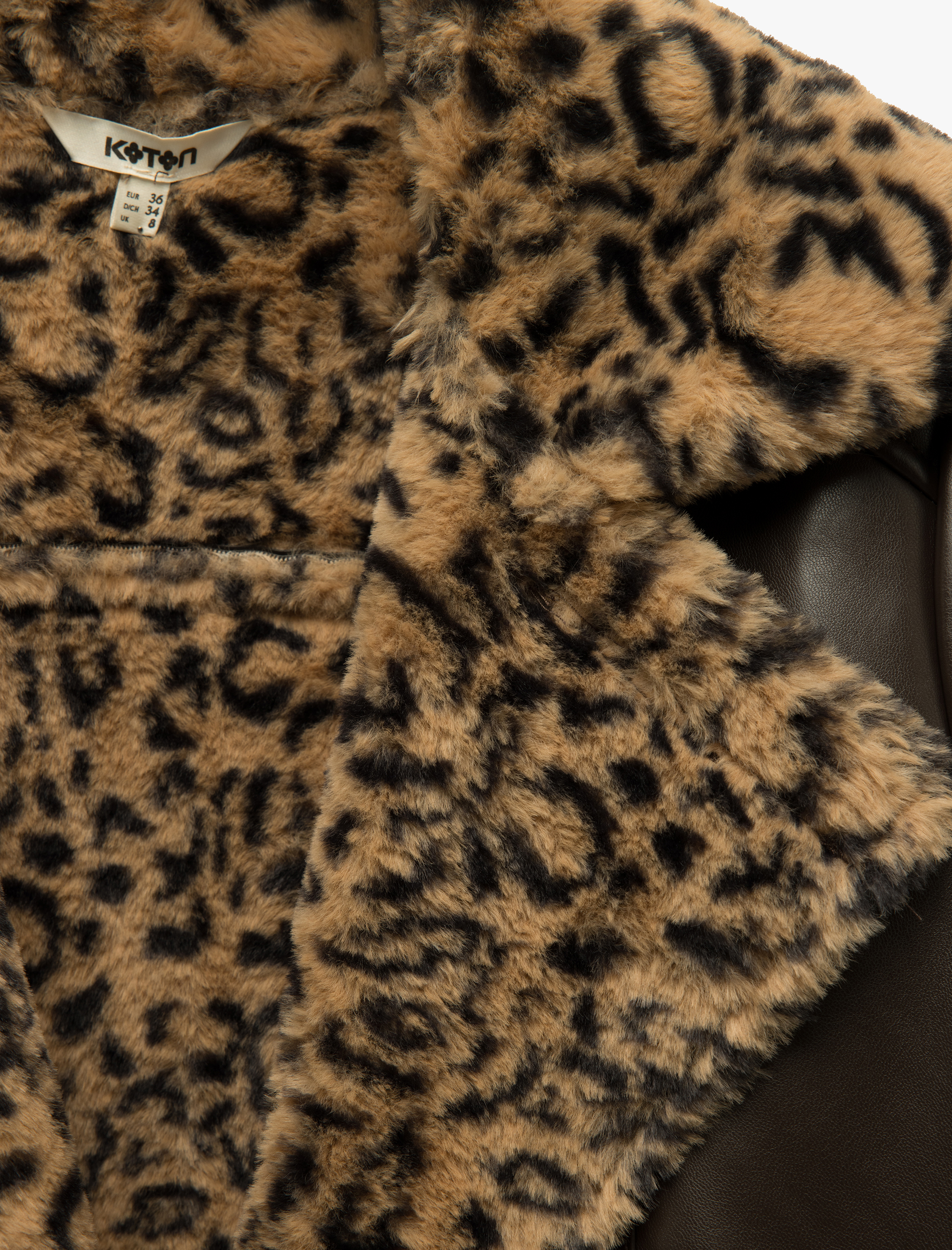   Fermuarlı Cepli Suni Kürlü Leopar Desenli Suni Deri Biker Ceket