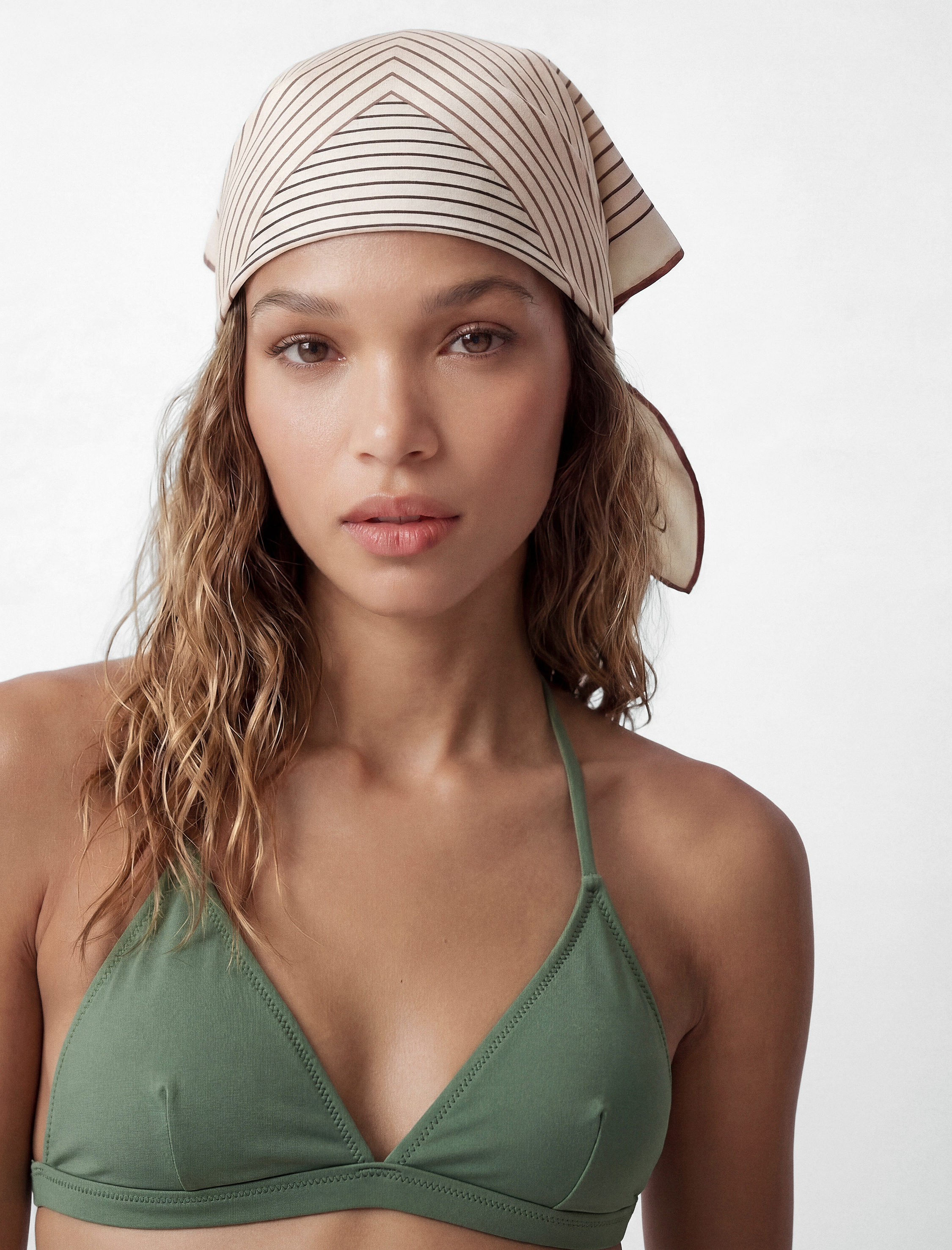   Çapraz Askılı Bralet Bikini Üstü