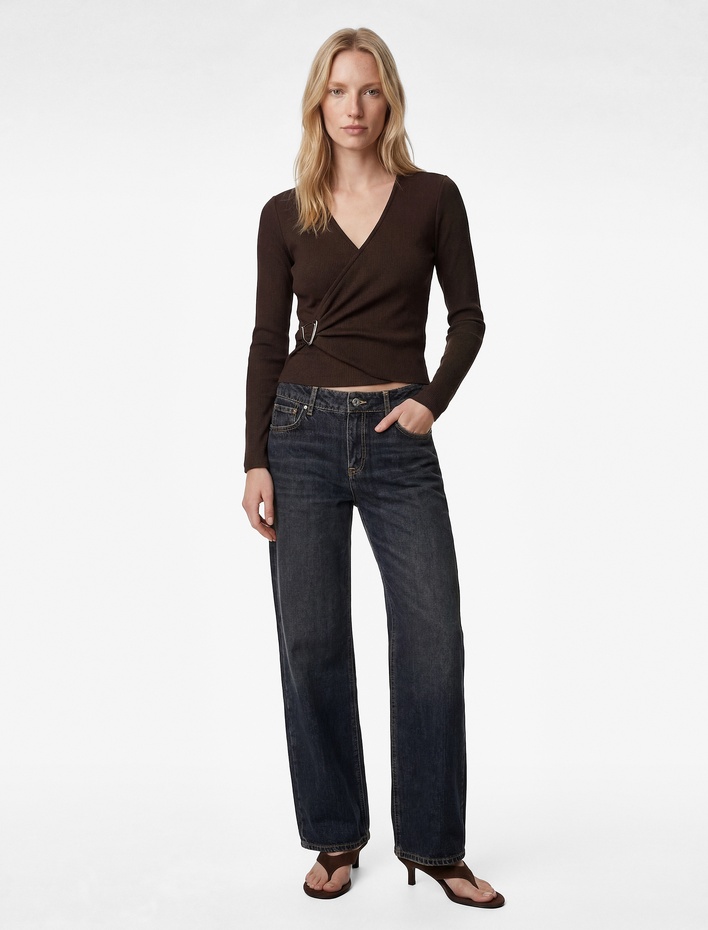  Modal Karışımlı Aksesuarlı Uzun Kollu Slim Fit Asimetrik Kruvaze V Yaka Bluz