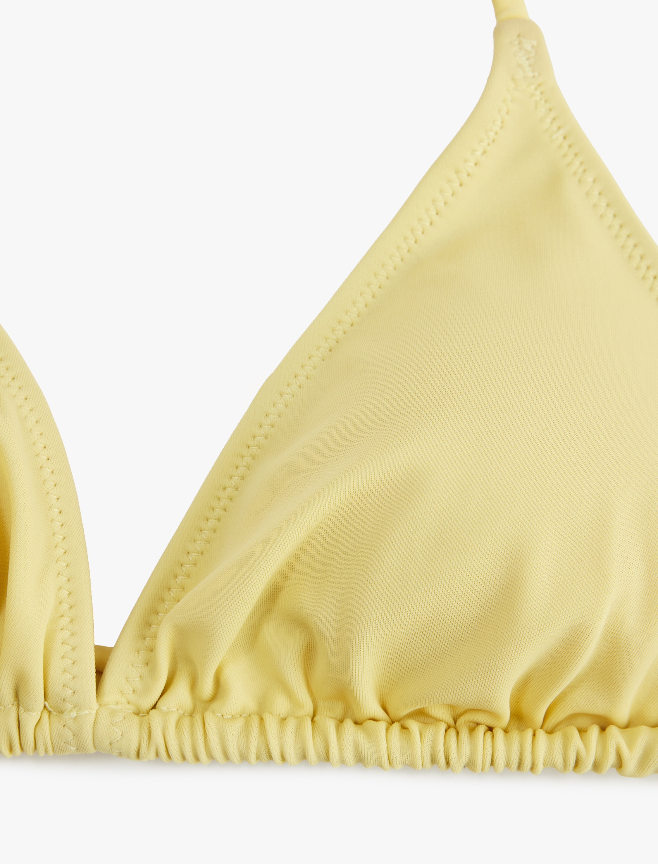   Boyundan Bağlamalı Üçgen Bikini Üstü