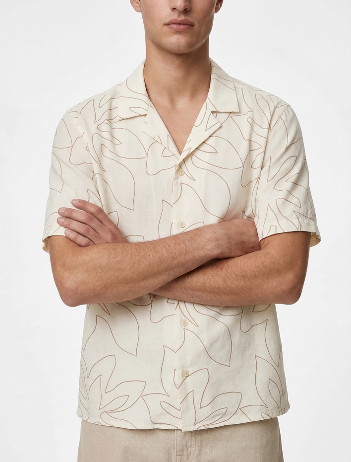  Regular Fit Kısa Kollu Viskon Karışımlı Nakışlı Devrik Yaka Gömlek