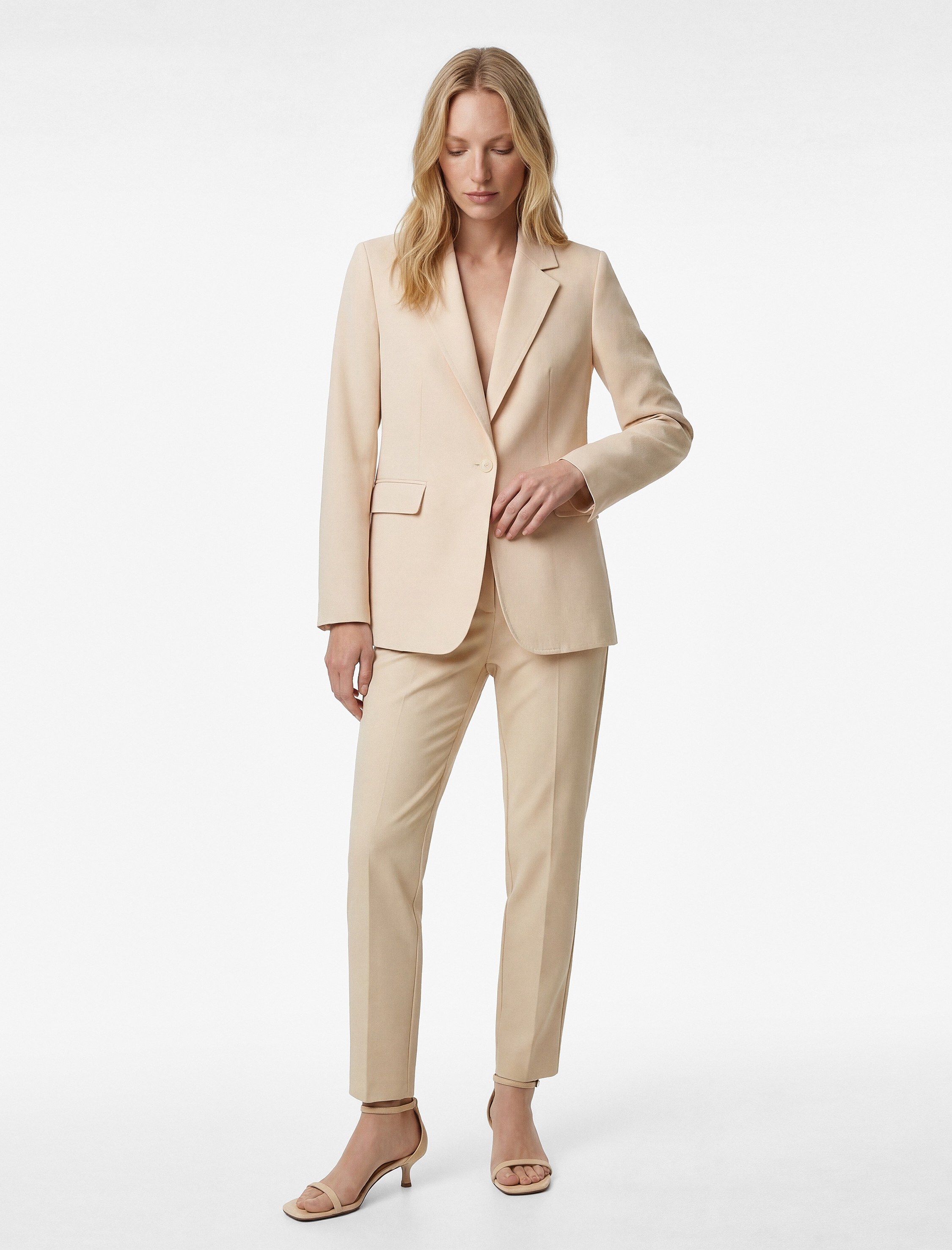   Regular Fit Cep Detaylı Normal Bel Düz Paça Kumaş Pantolon