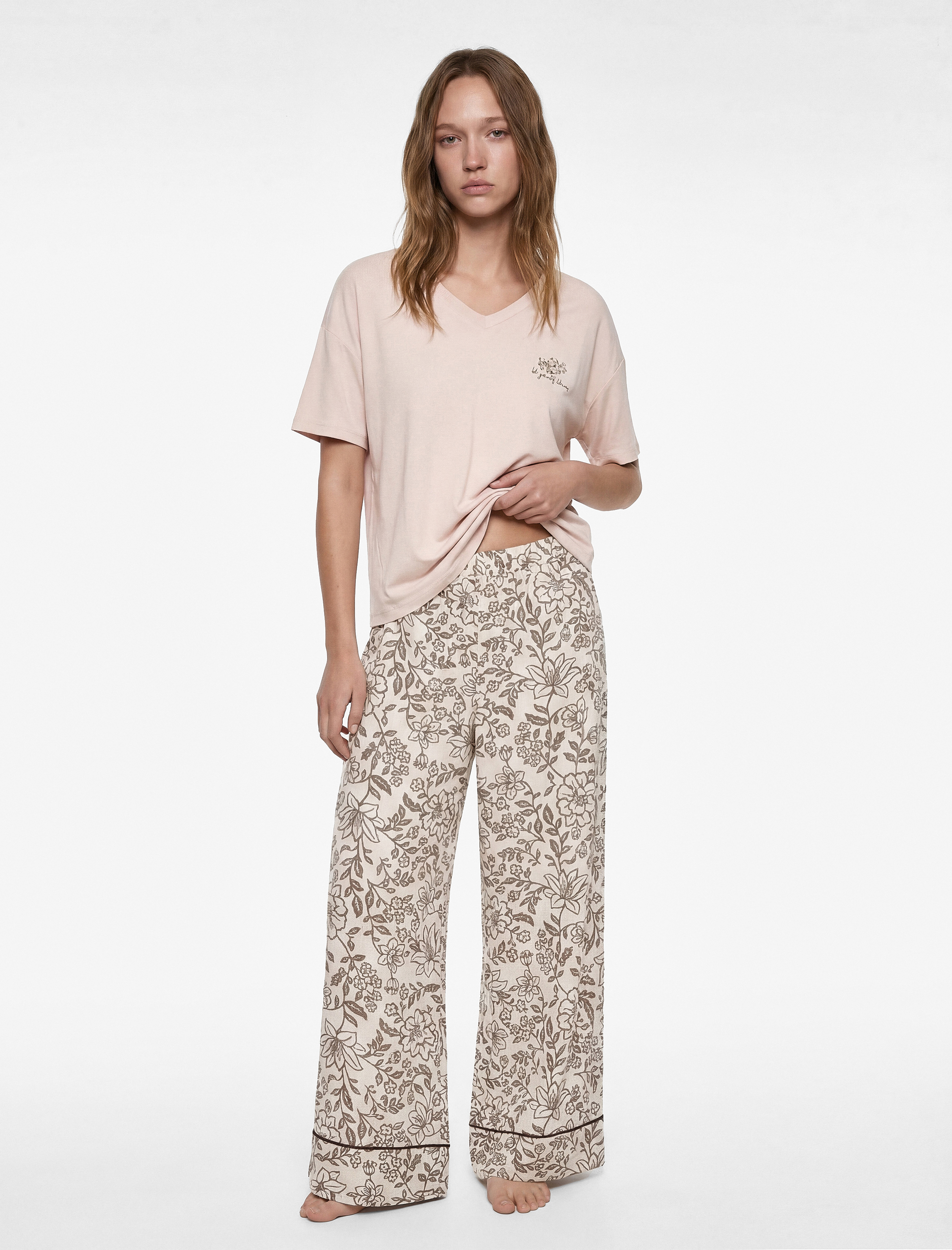   Desenli Kısa Kollu Viskon Pijama Takımı