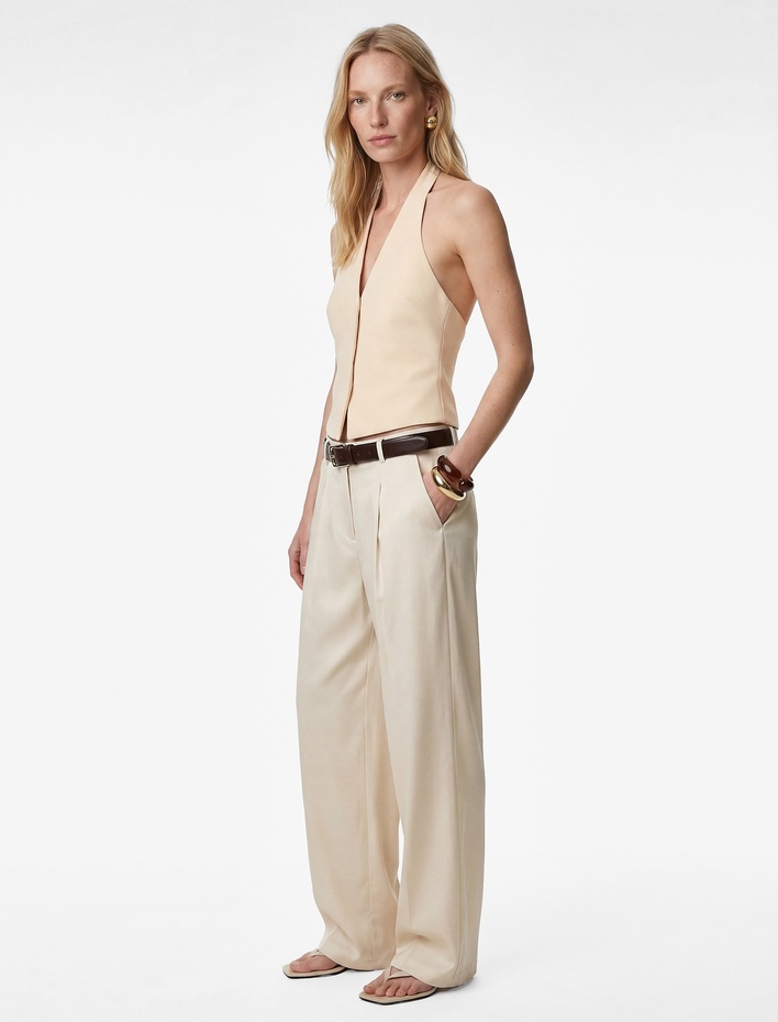  Kolsuz Halter Yaka Bluz