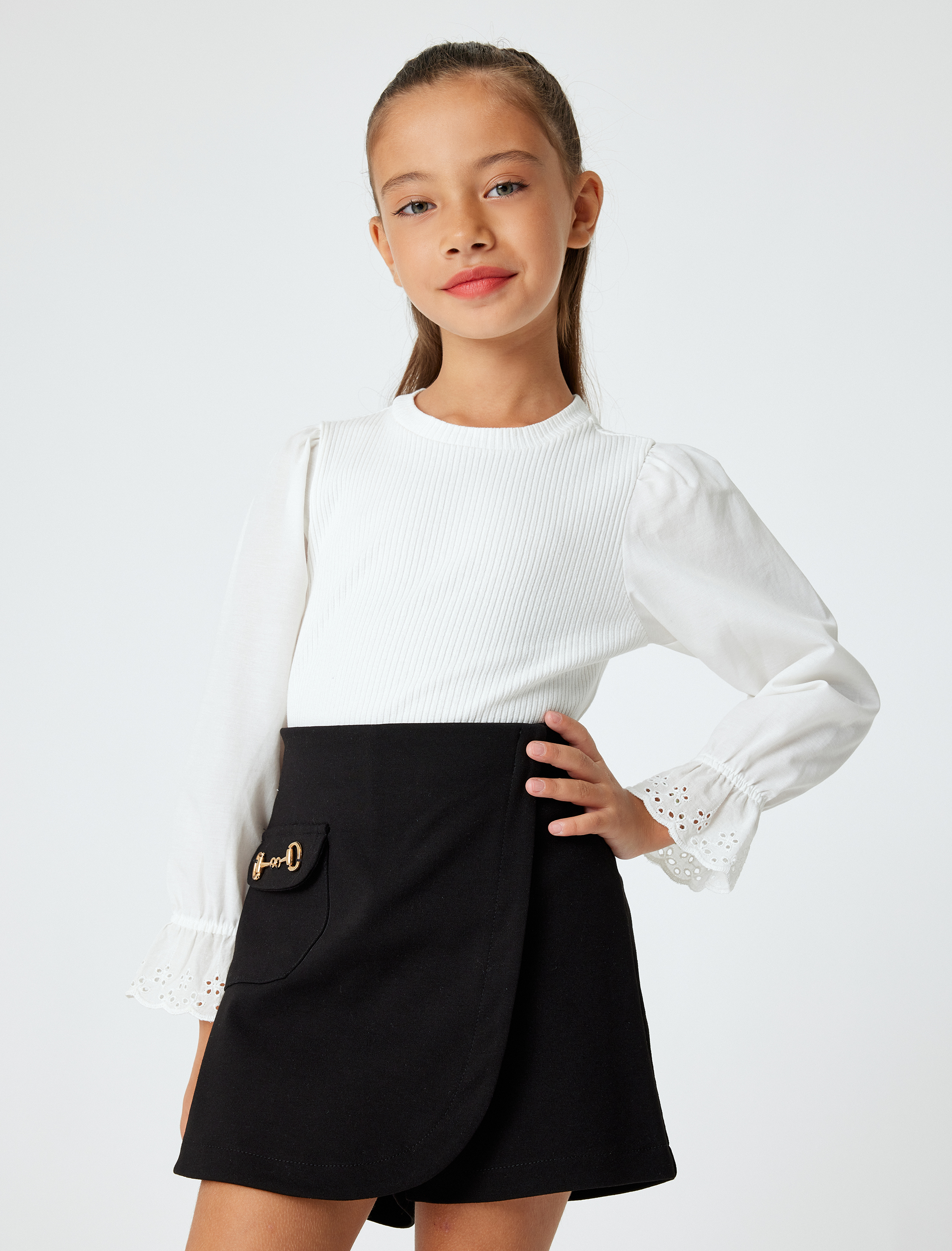  Kız Çocuk Uzun Kollu Yuvarlak Yaka Manşetleri Lastikli Pamuklu Basic Tişört