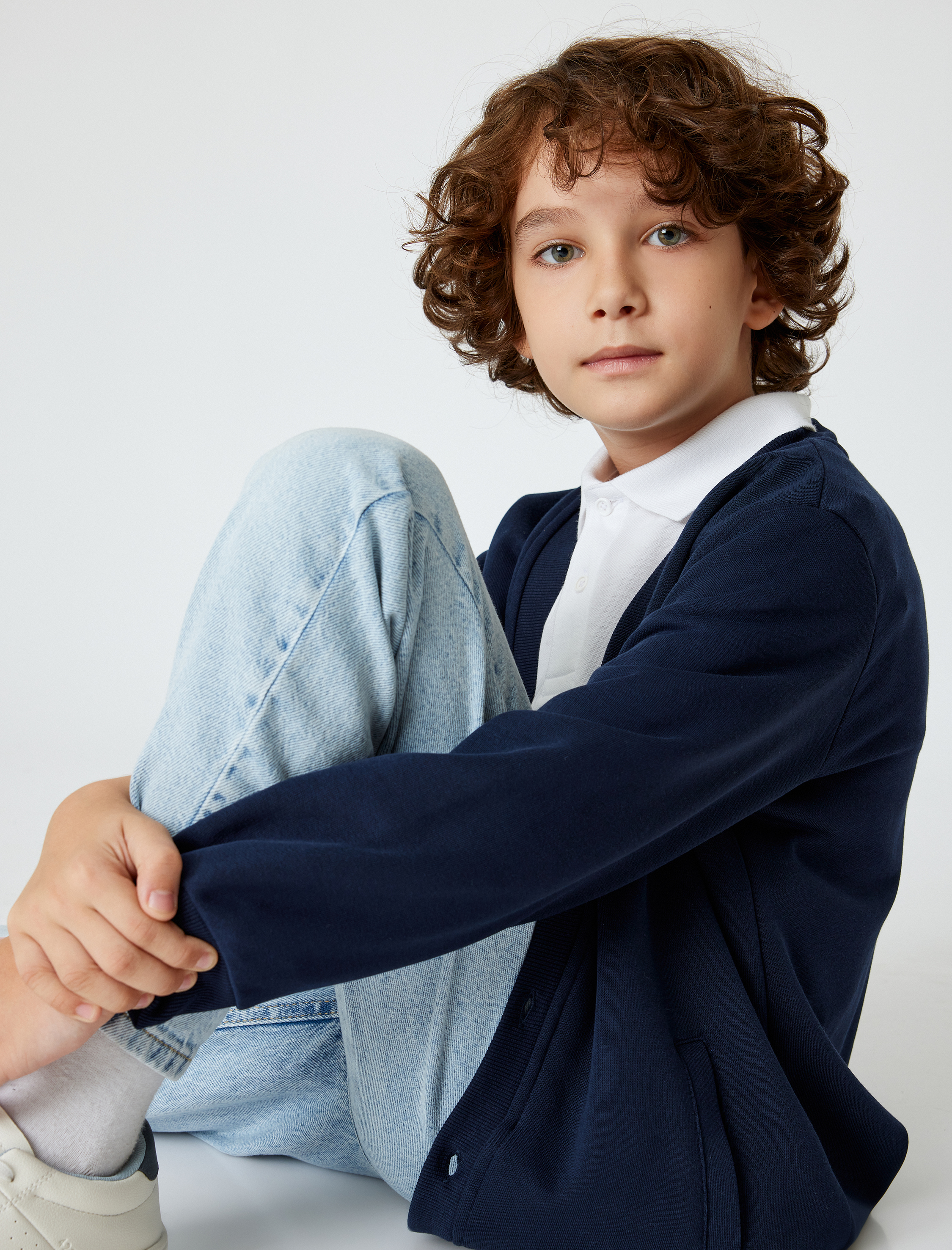  Erkek Çocuk V Yaka Uzun Kollu Cepli Pamuklu Basic Hırka