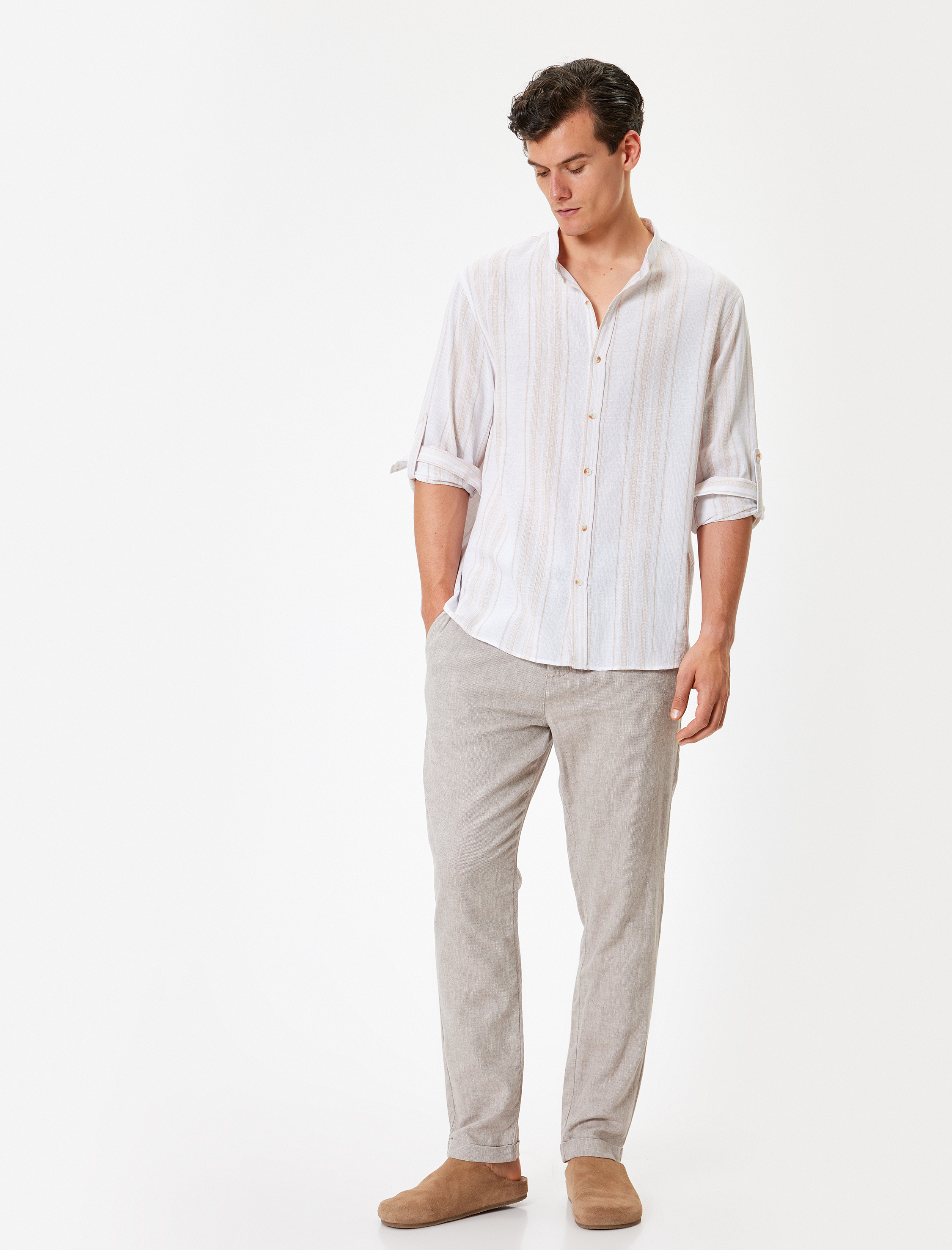   Uzun Kollu Katlanabilir Kol Detaylı Regular Fit Pamuklu Hakim Yaka Gömlek