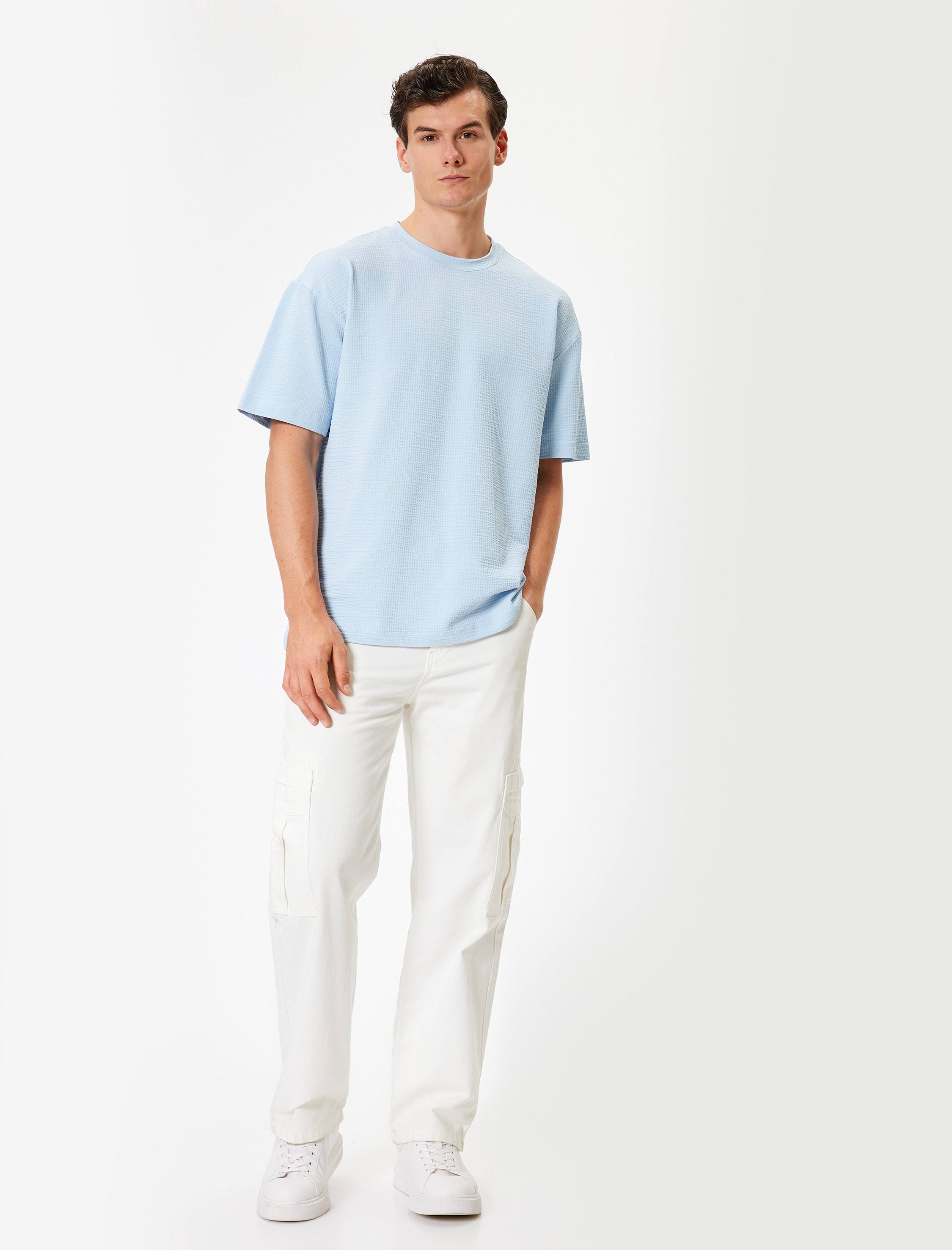   Dokulu Pamuklu Kısa Kollu Bisiklet Yaka Oversize Tişört